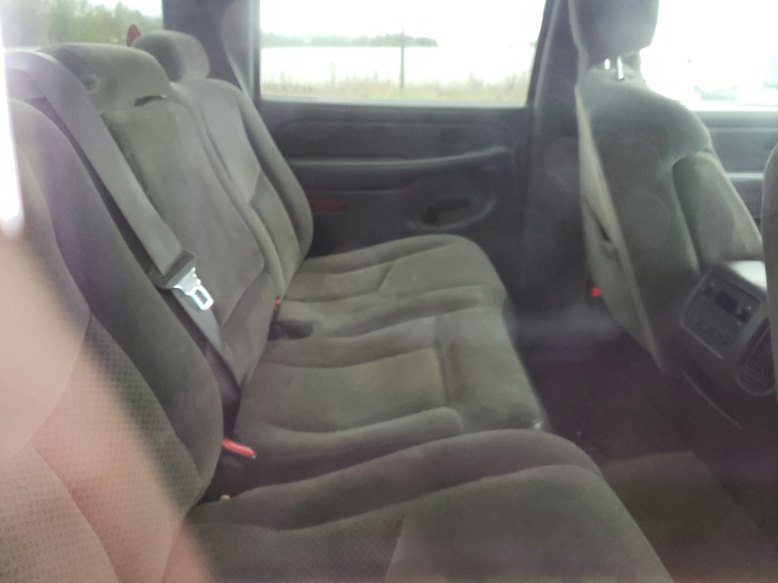 Photo 6 from auction – 2005 CHEVROLET SILVERADO with VIN 2GCEK13T251221719