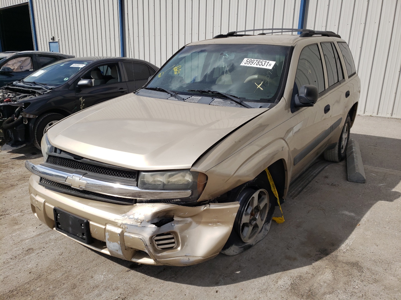 Photo 2 from auction – 2005 CHEVROLET TRAILBLAZE with VIN 1GNDT13S552185452