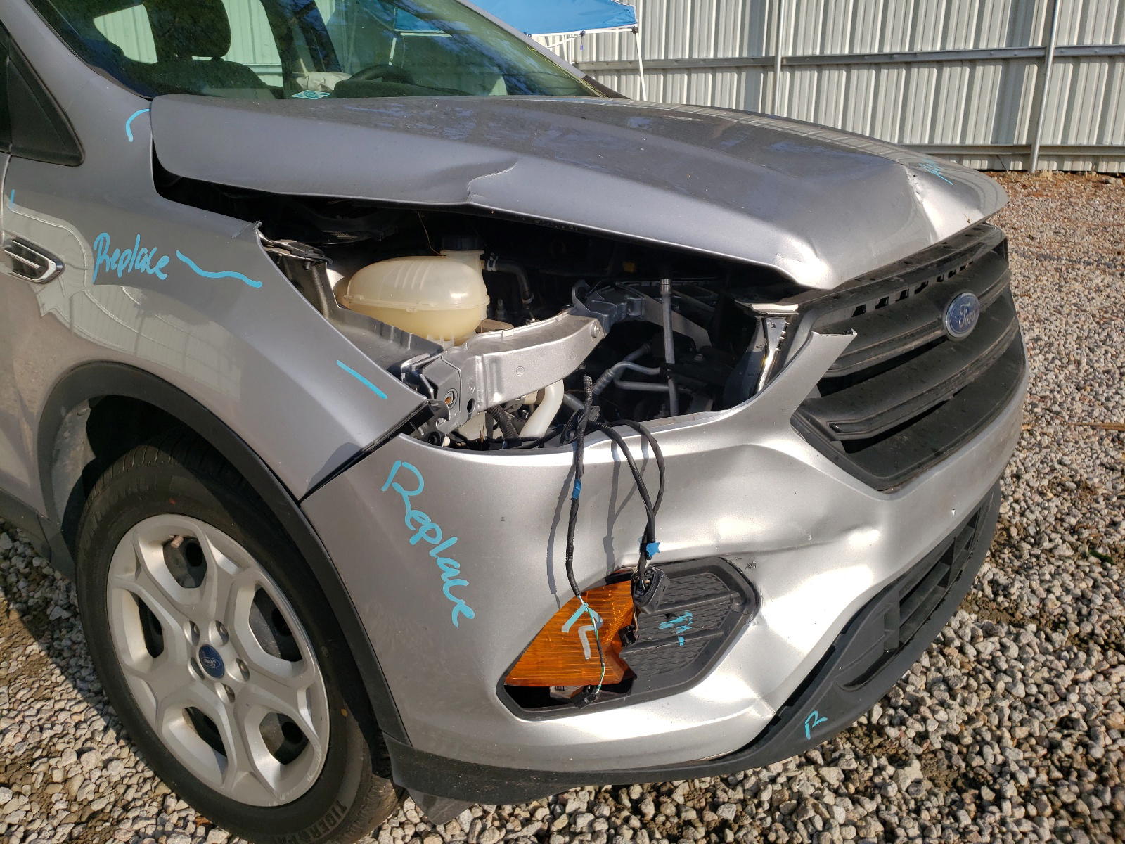Photo 9 from auction – 2018 FORD ESCAPE S with VIN 1FMCU0F77JUB67449