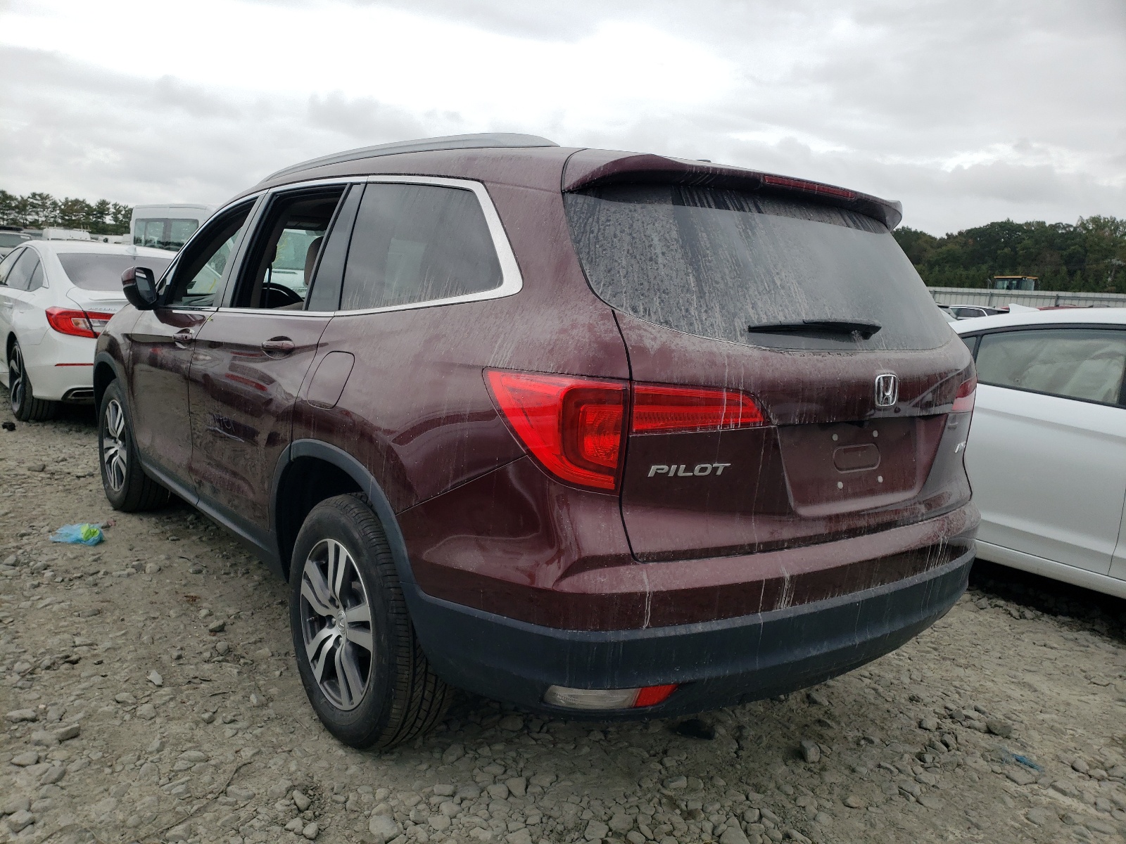 Photo 3 from auction – 2018 HONDA PILOT EXL with VIN 5FNYF6H57JB002612