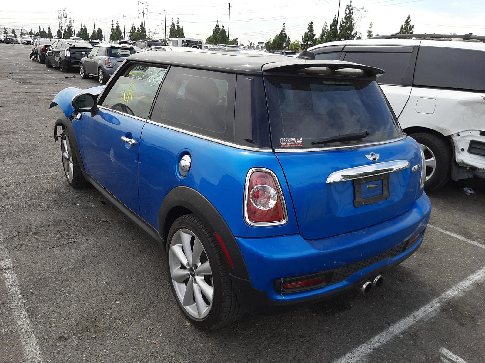 Photo 3 from auction – 2011 MINI COOPER S with VIN WMWSV3C56BTY10881