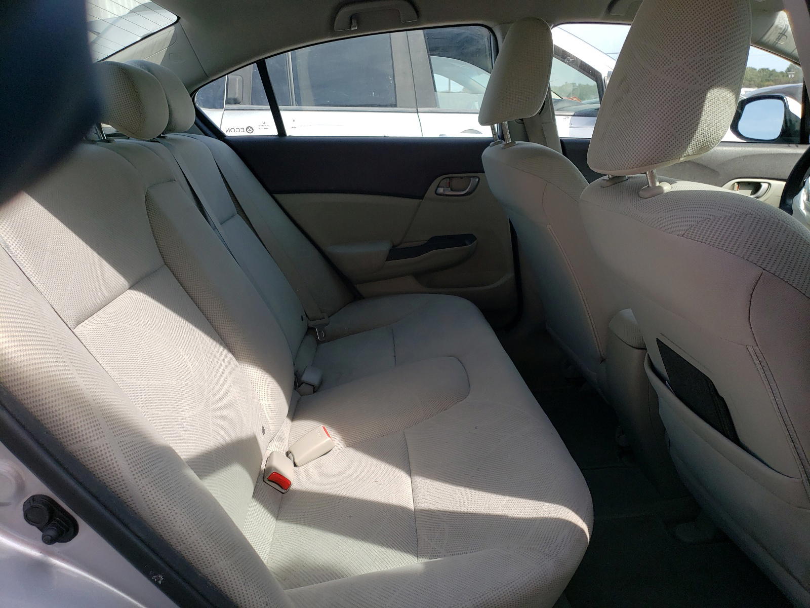 Photo 6 from auction – 2012 HONDA CIVIC LX with VIN 2HGFB2F57CH532236