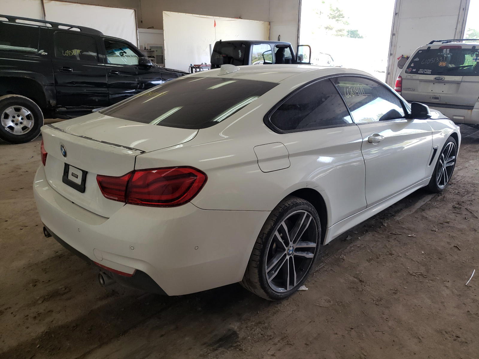 Photo 4 from auction – 2018 BMW 440XI with VIN WBA4W9C59JAC99107