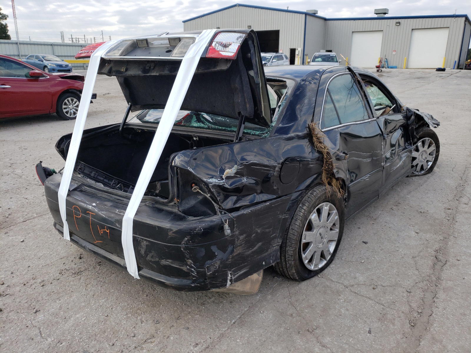 Photo 4 from auction – 2002 LINCOLN LS with VIN 1LNHM87A82Y714138