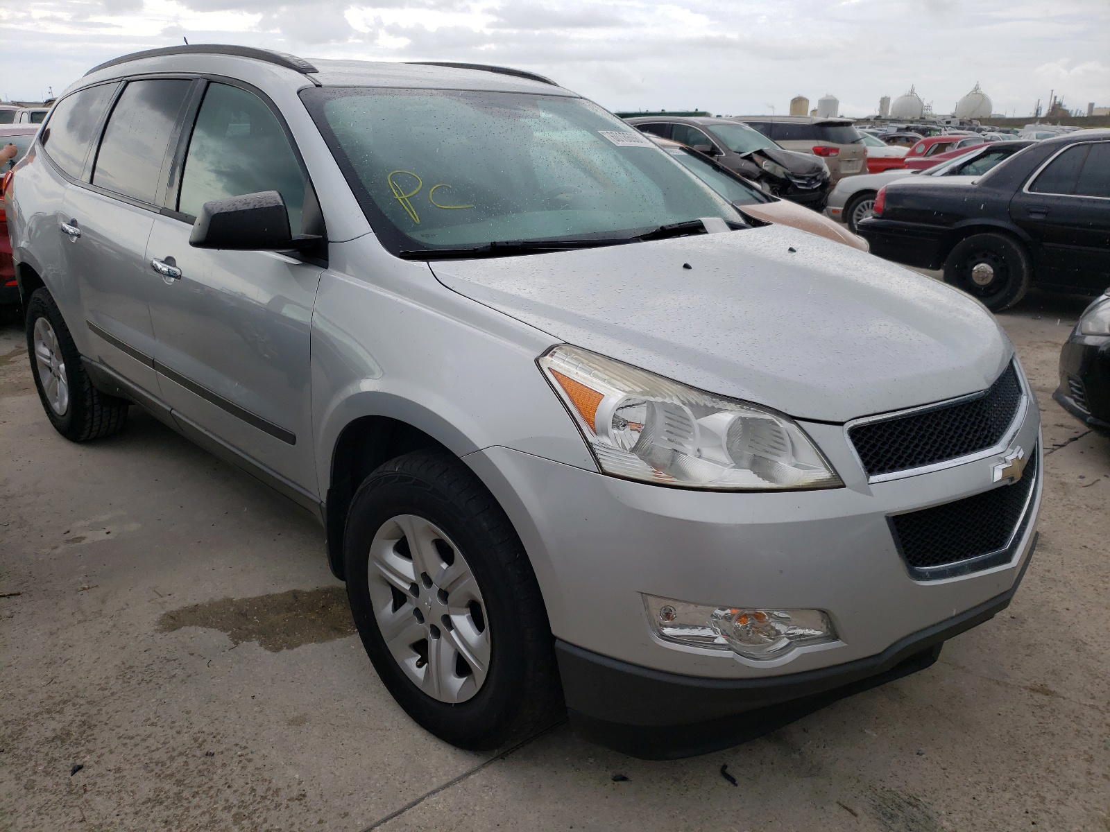 CHEVROLET TRAVERSE L 2011 with VIN 1GNKRFED1BJ204520 - Photo from auction