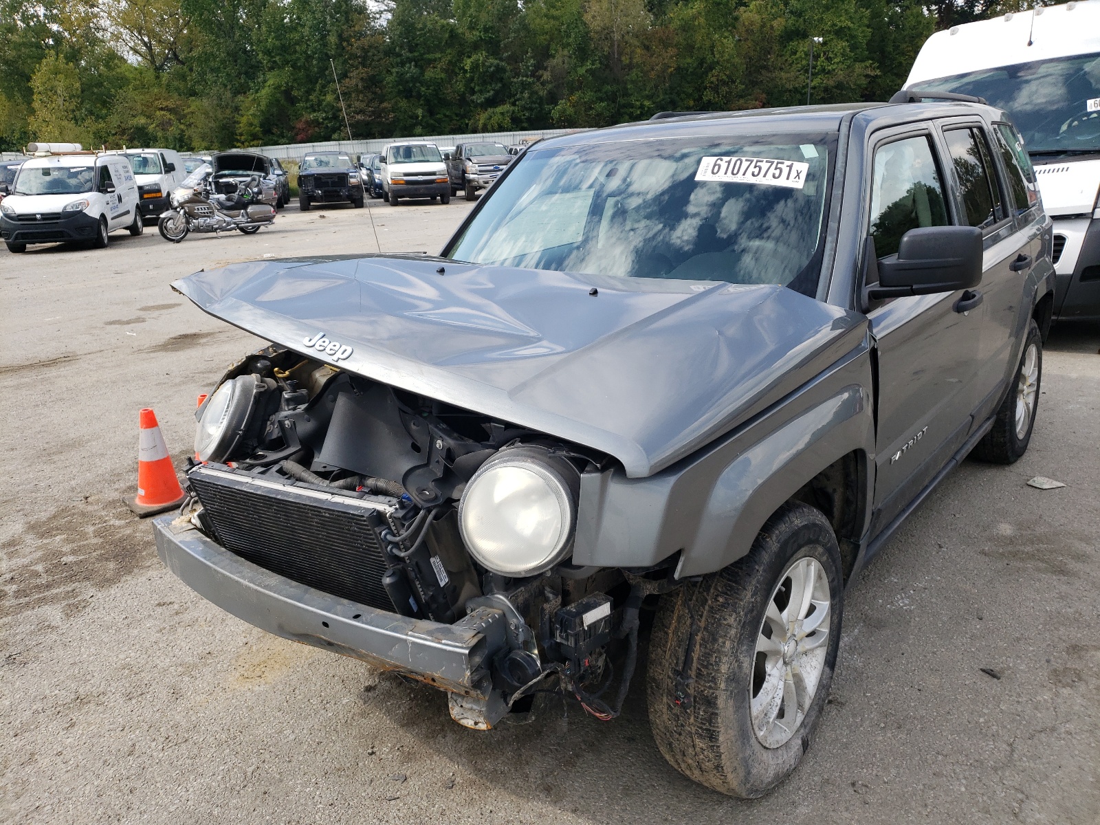 Photo 2 from auction – 2012 JEEP PATRIOT SP with VIN 1C4NJPBAXCD586849