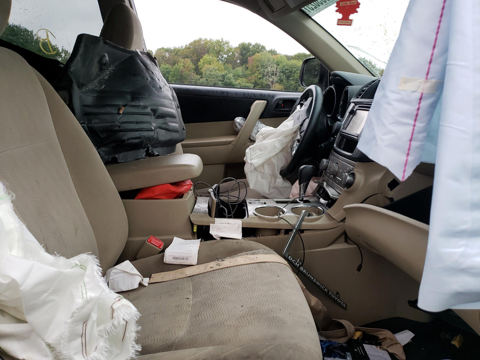 Photo 5 from auction – 2013 TOYOTA HIGHLANDER with VIN 5TDBK3EH4DS245714