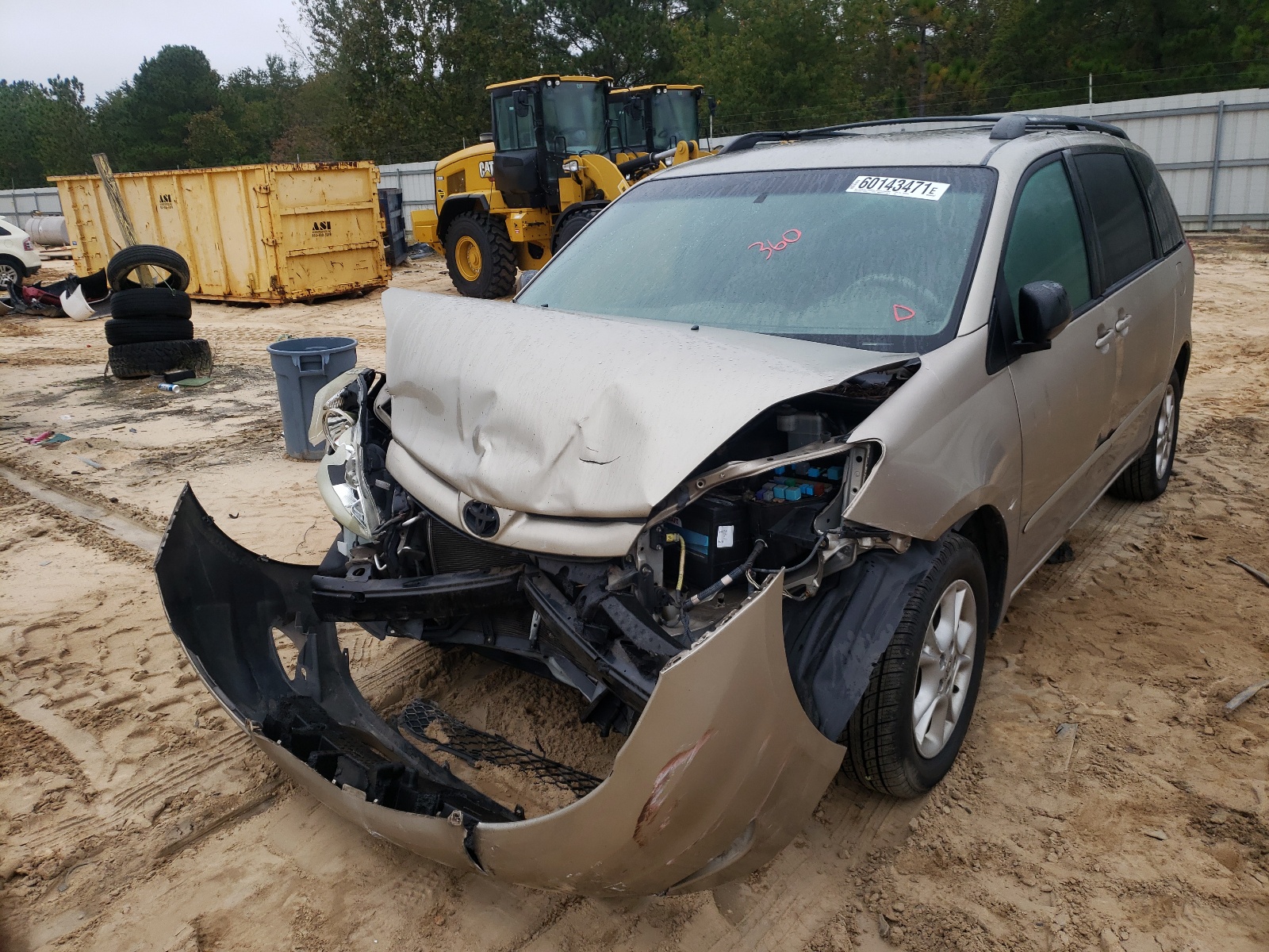Photo 2 from auction – 2006 TOYOTA SIENNA with VIN 5TDBA23C16S055876