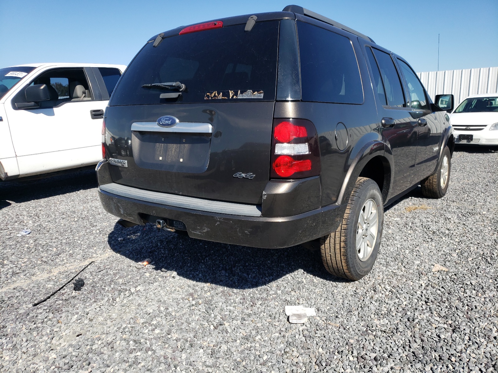 Zdjęcie 4 z aukcji – 2008 FORD EXPLORER X z VIN 1FMEU73E98UB28330