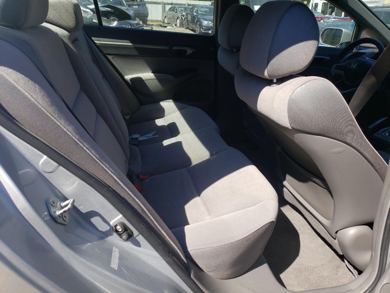 Photo 6 from auction – 2007 HONDA CIVIC EX with VIN 1HGFA168X7L042437