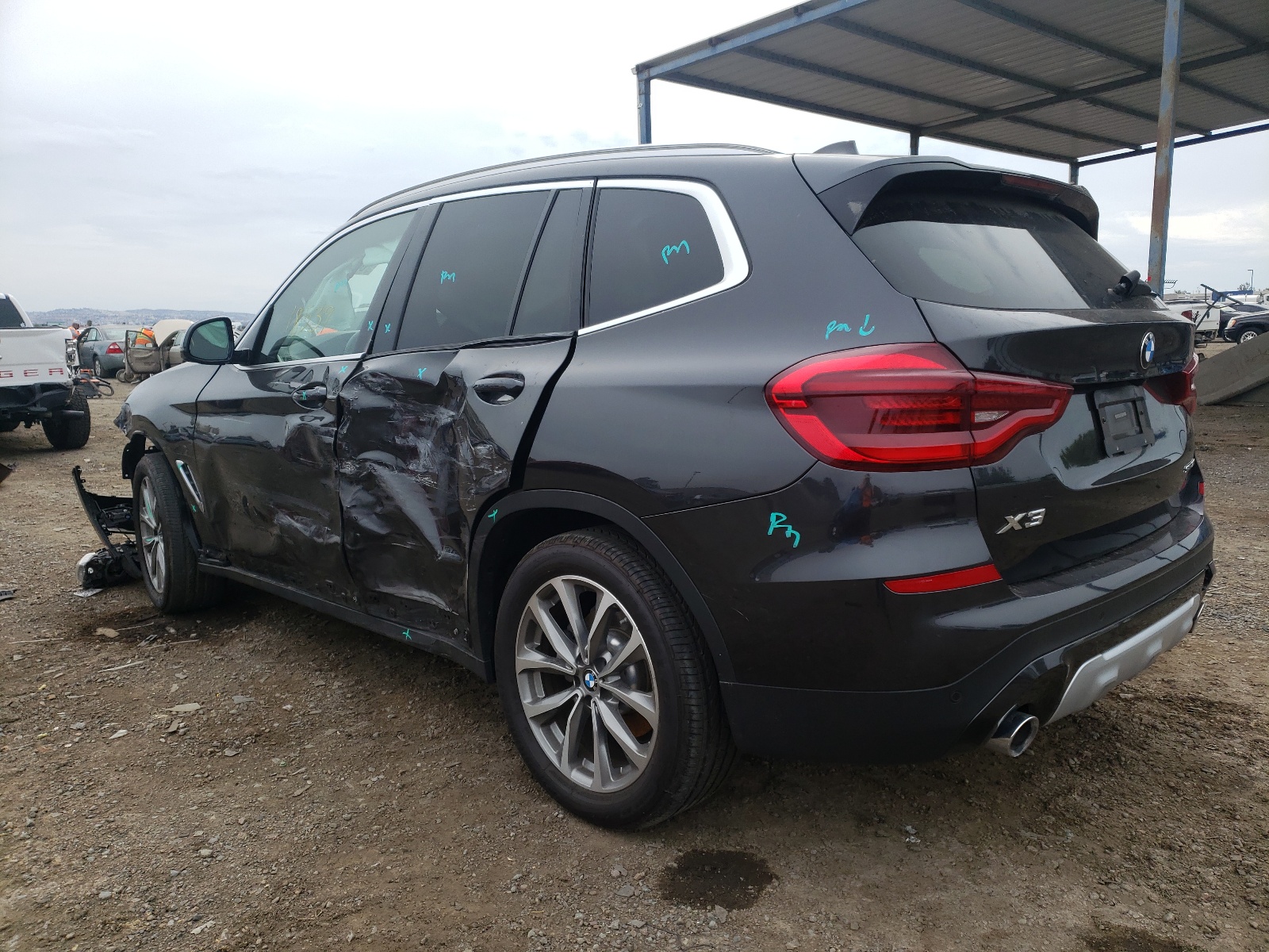Photo 3 from auction – 2019 BMW X3 SDRIVE3 with VIN 5UXTR7C55KLR46064