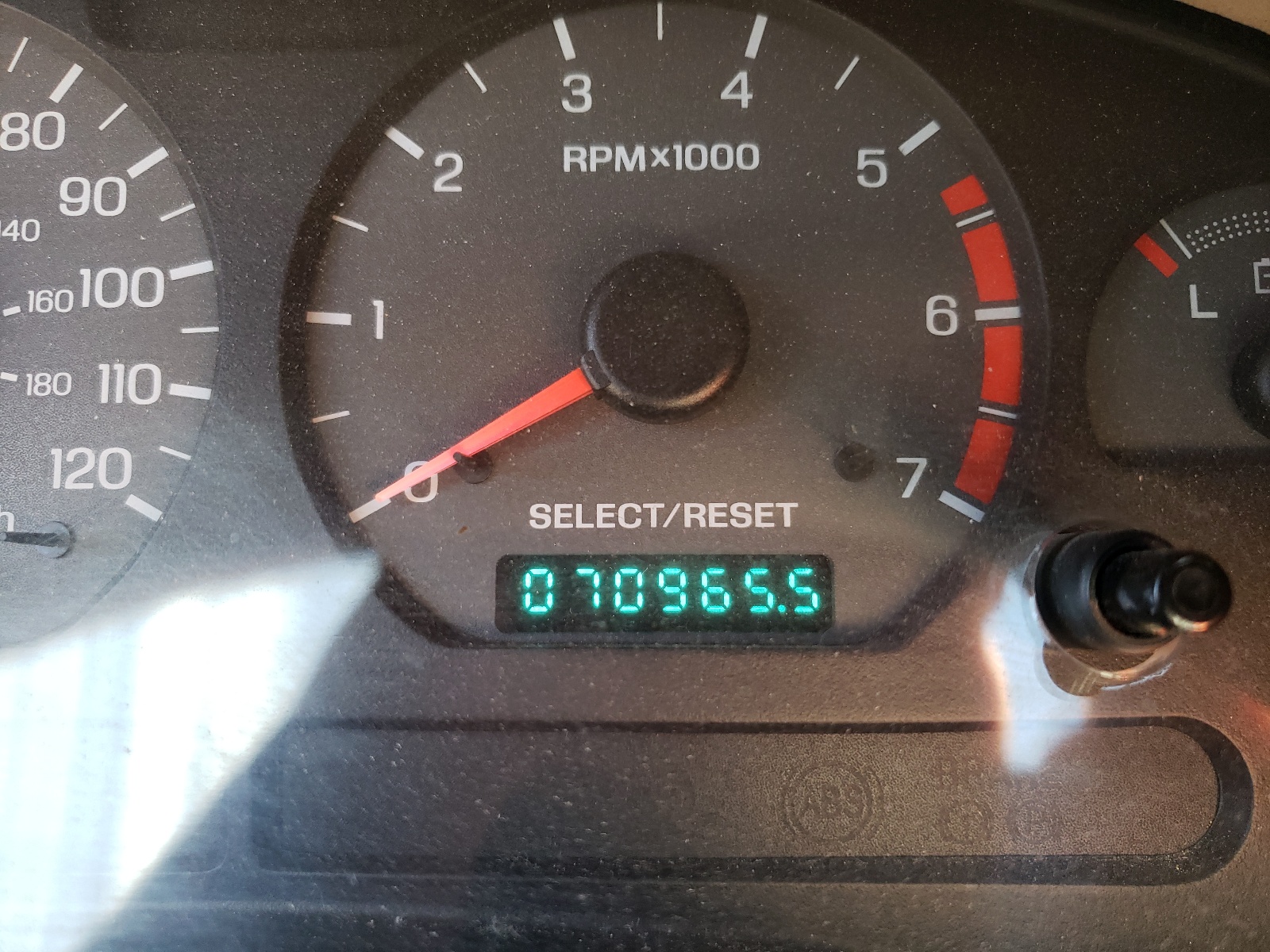 Photo 8 from auction – 1999 FORD MUSTANG with VIN 1FAFP4442XF140767