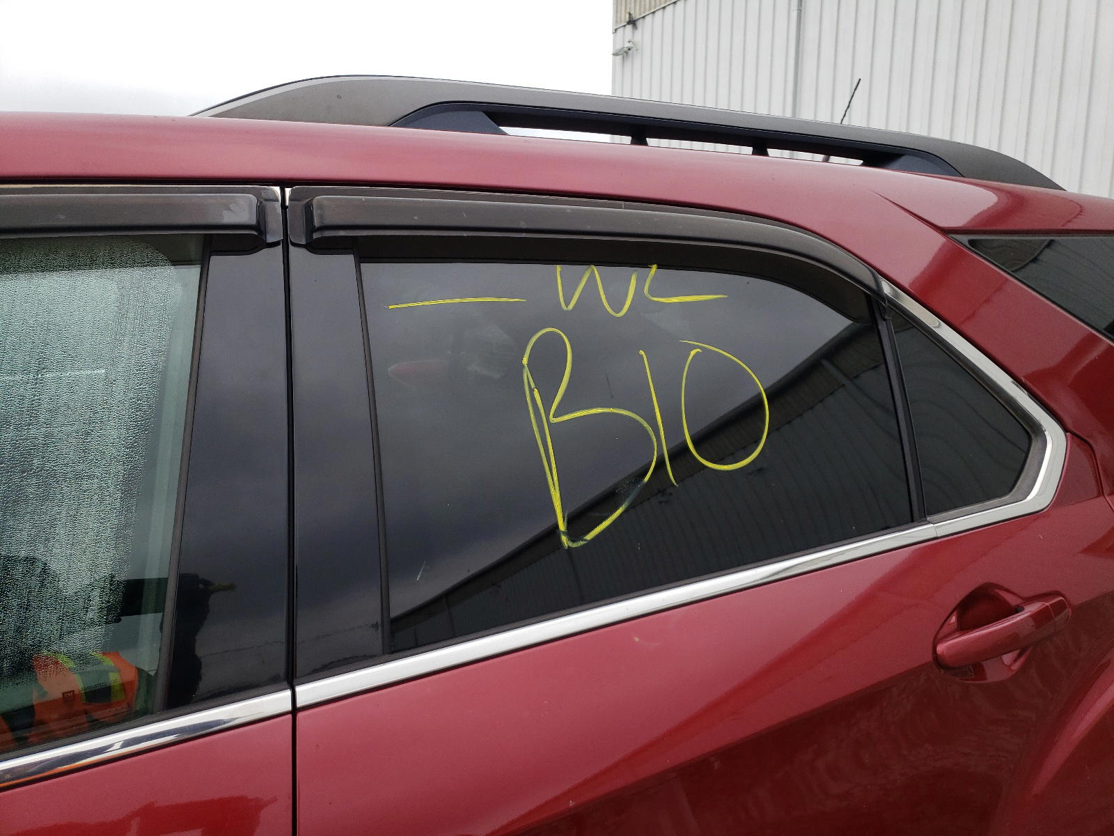 Photo 9 from auction – 2012 CHEVROLET EQUINOX LT with VIN 2GNFLEEK1C6336980