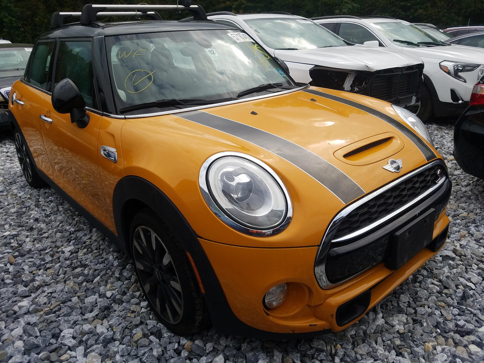 MINI COOPER S 2015 with VIN WMWXU3C58F2B58143 - Photo from auction