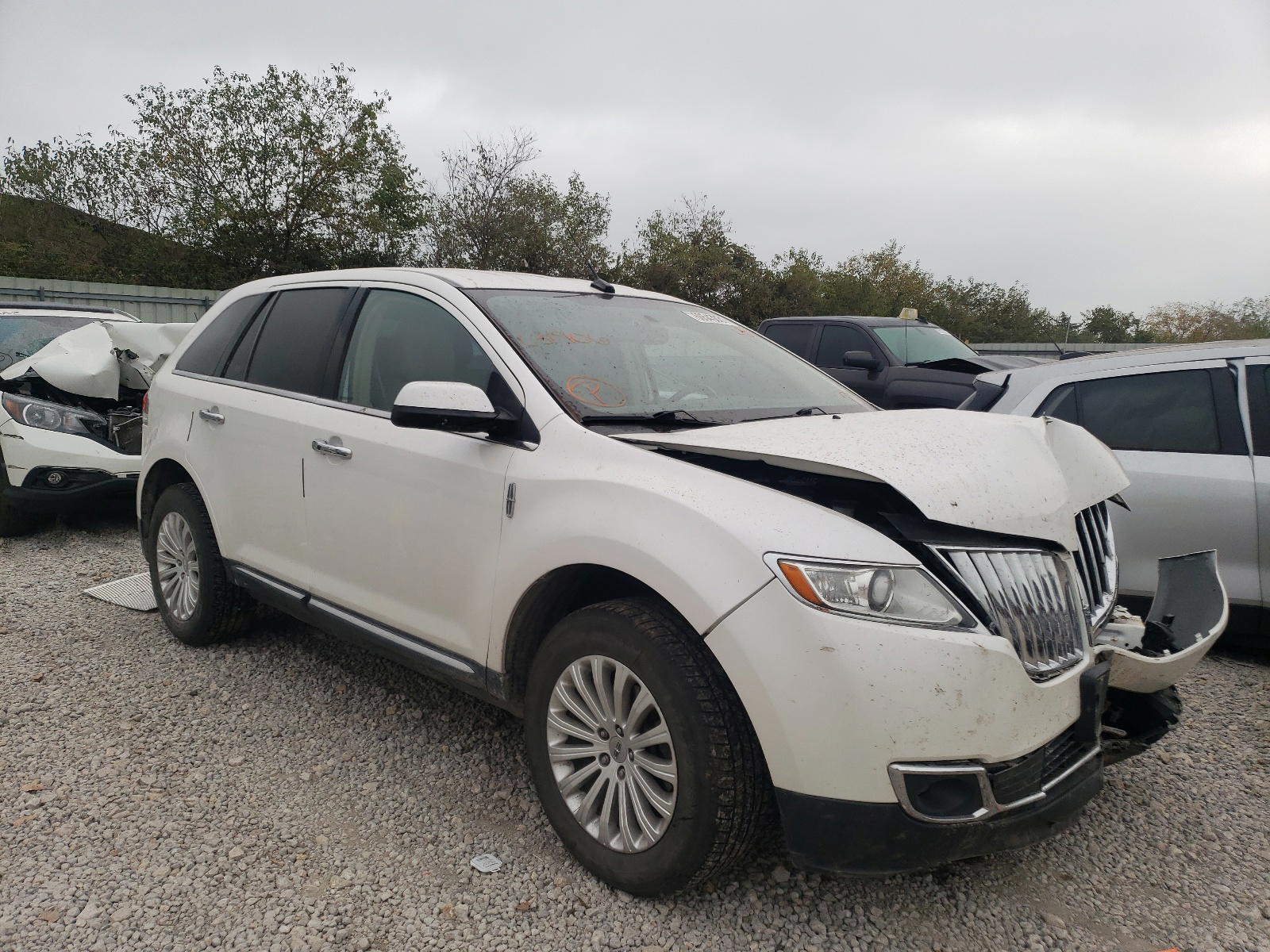 LINCOLN MKX 2013 with VIN 2LMDJ8JK0DBL31906 - Photo from auction