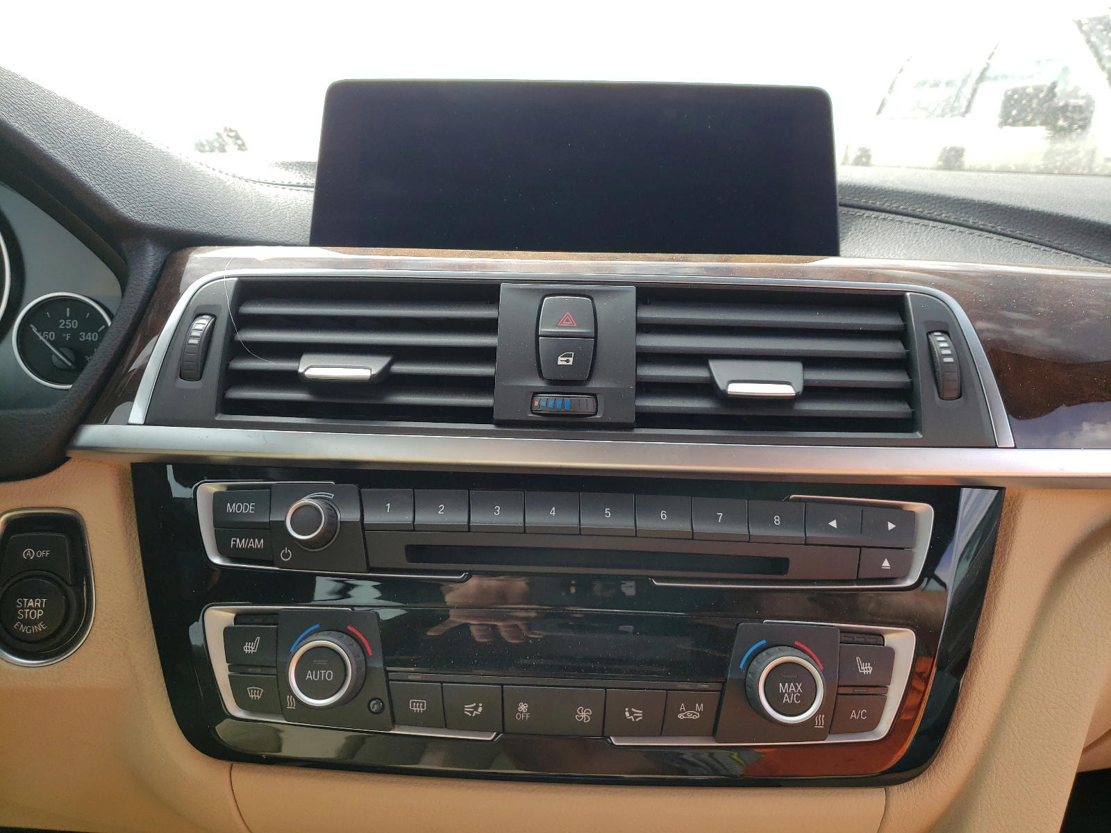 Photo 9 from auction – 2019 BMW 430I with VIN WBA4Z1C50KEE44943