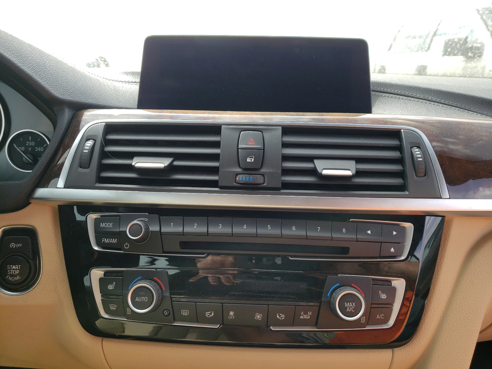 Zdjęcie 9 z aukcji – 2019 BMW 430I z VIN WBA4Z1C50KEE44943