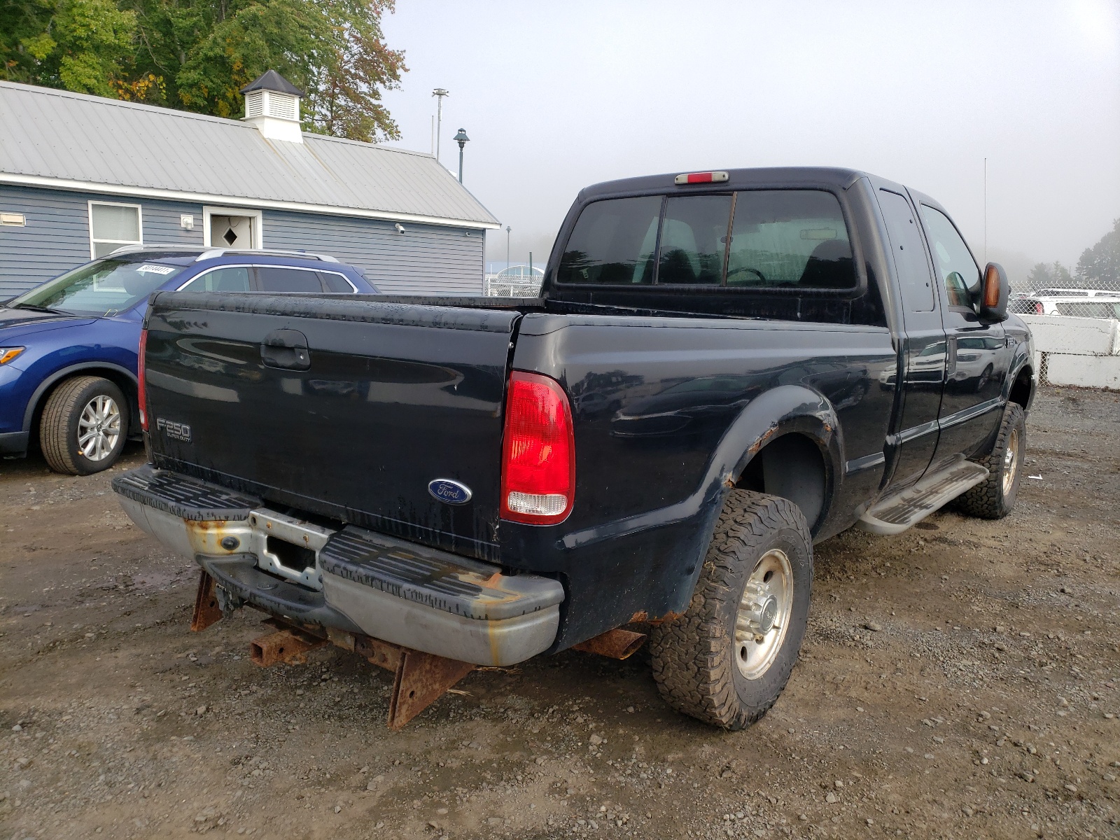 Photo 4 from auction – 2004 FORD F250SUPER with VIN 1FTNX21L64EA55437