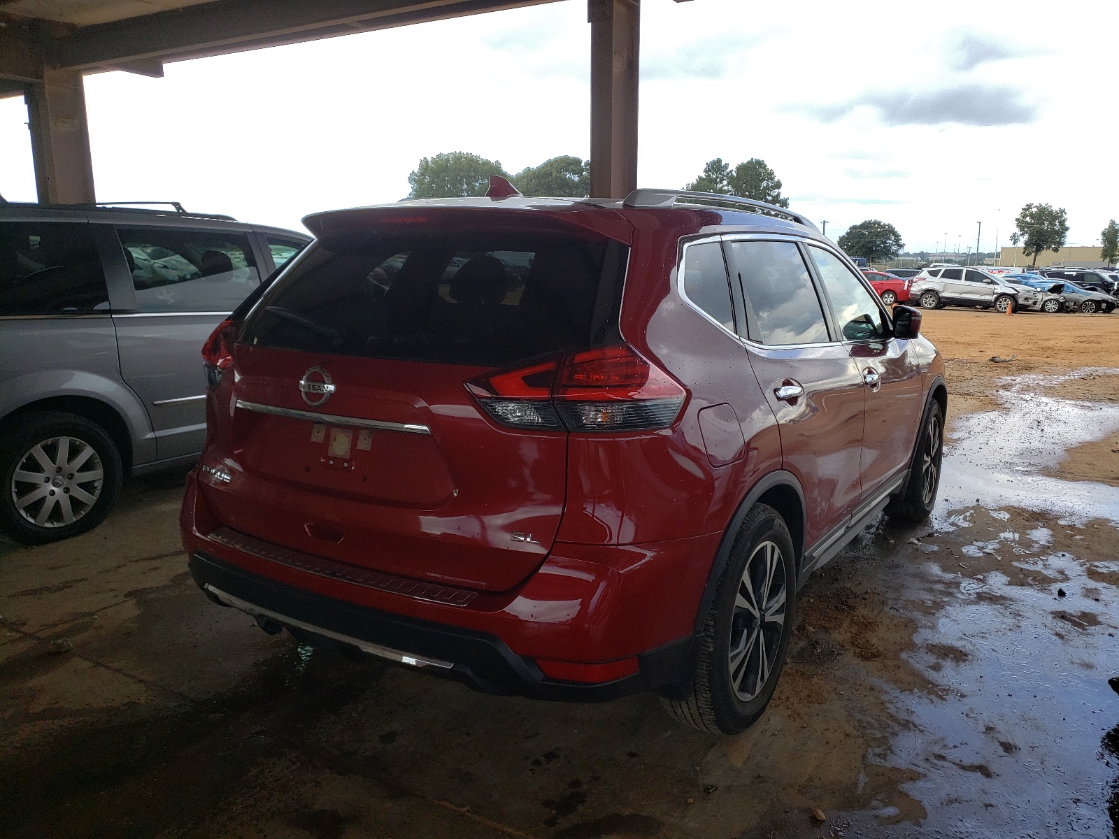 Photo 4 from auction – 2017 NISSAN ROGUE S with VIN JN8AT2MT8HW407024