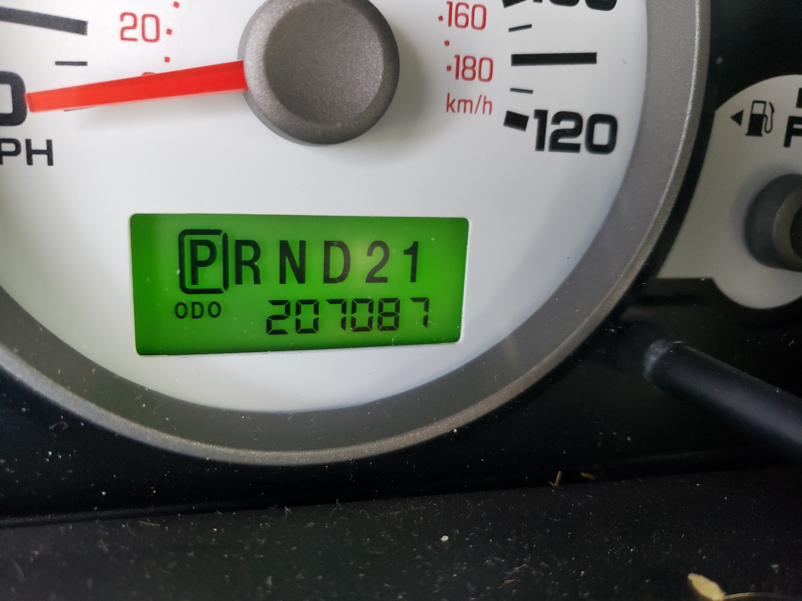 Photo 8 from auction – 2006 FORD ESCAPE XLT with VIN 1FMYU03ZX6KD47751