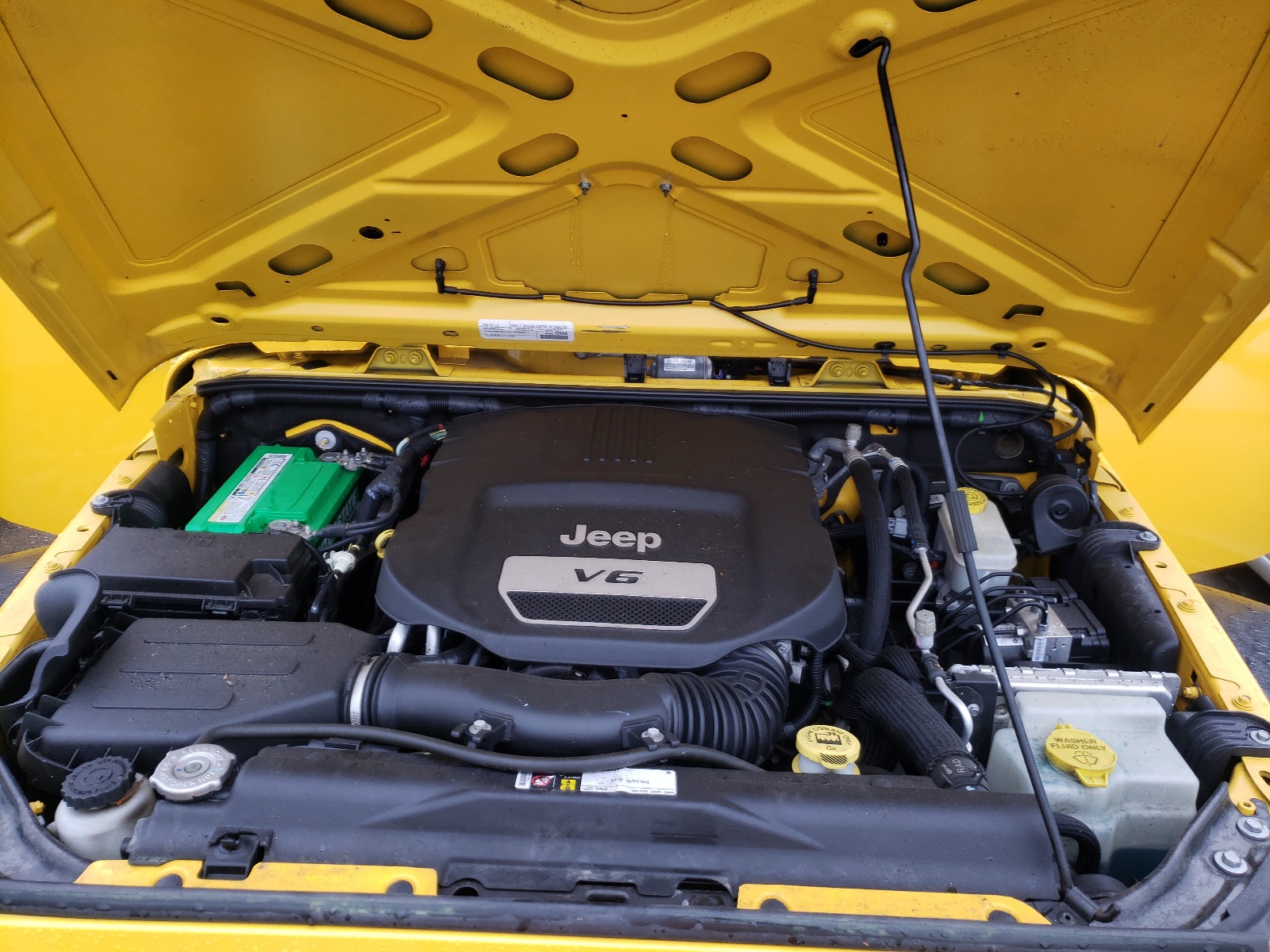 Photo 7 from auction – 2015 JEEP WRANGLER U with VIN 1C4HJWDG2FL605008