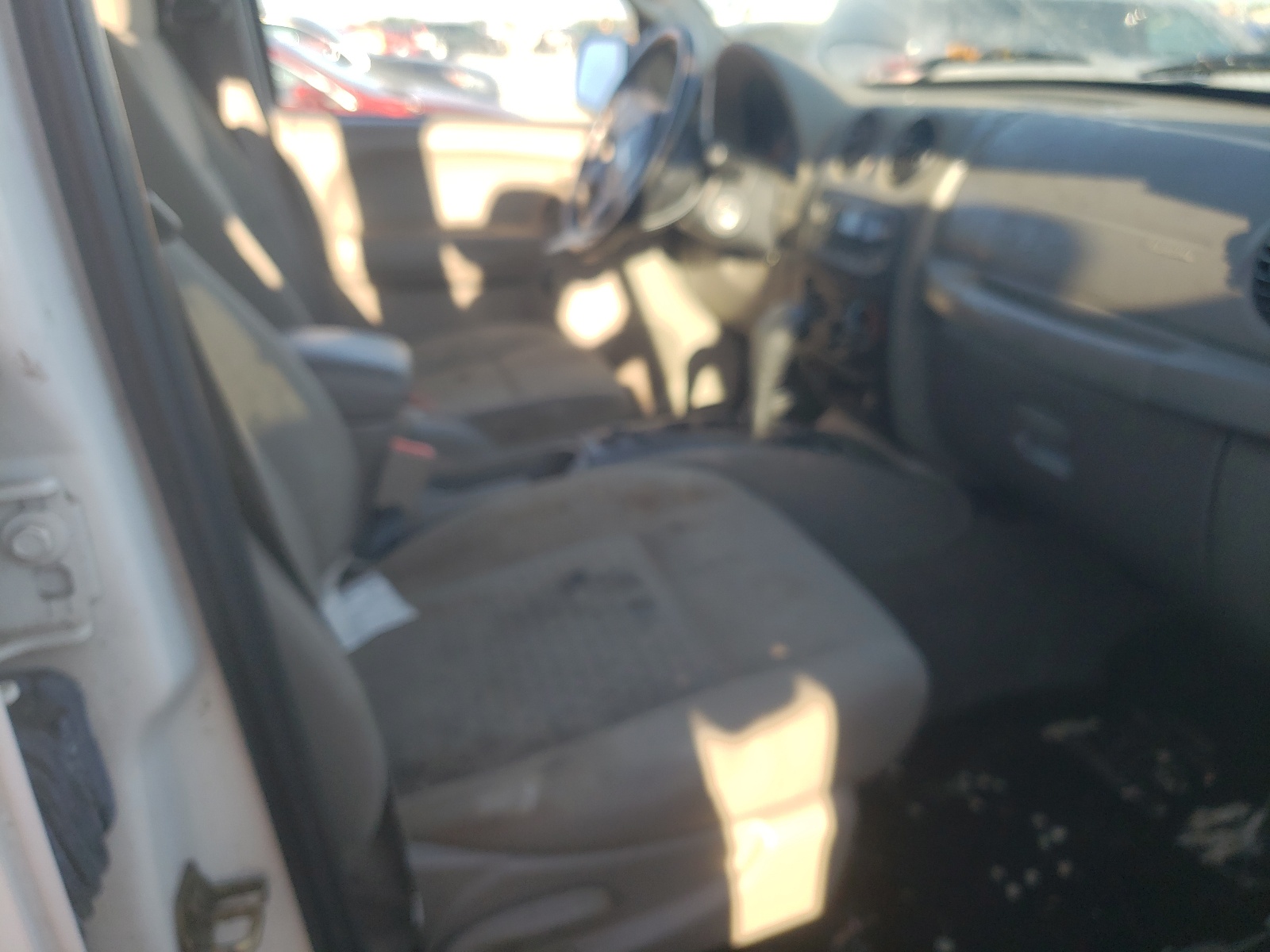 Photo 5 from auction – 2006 JEEP LIBERTY SP with VIN 1J4GL48K46W128356