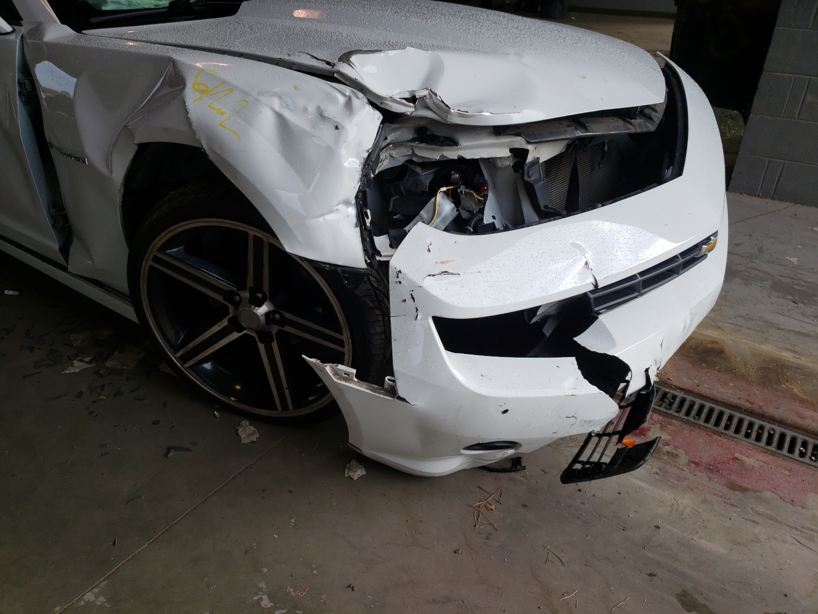 Photo 9 from auction – 2015 CHEVROLET CAMARO LT with VIN 2G1FD3D39F9153214