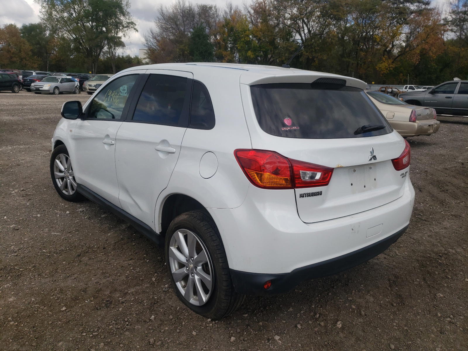 Photo 3 from auction – 2013 MITSUBISHI OUTLANDER with VIN 4A4AR3AU9DE019323