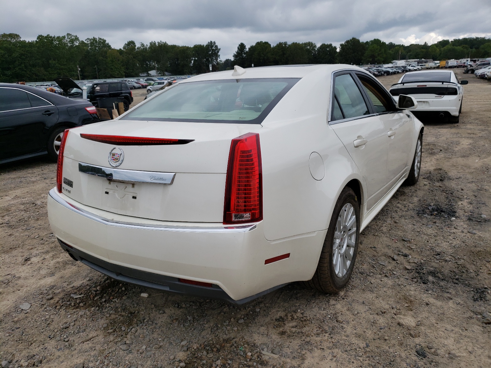 Photo 4 from auction – 2012 CADILLAC CTS LUXURY with VIN 1G6DE5E54C0104843