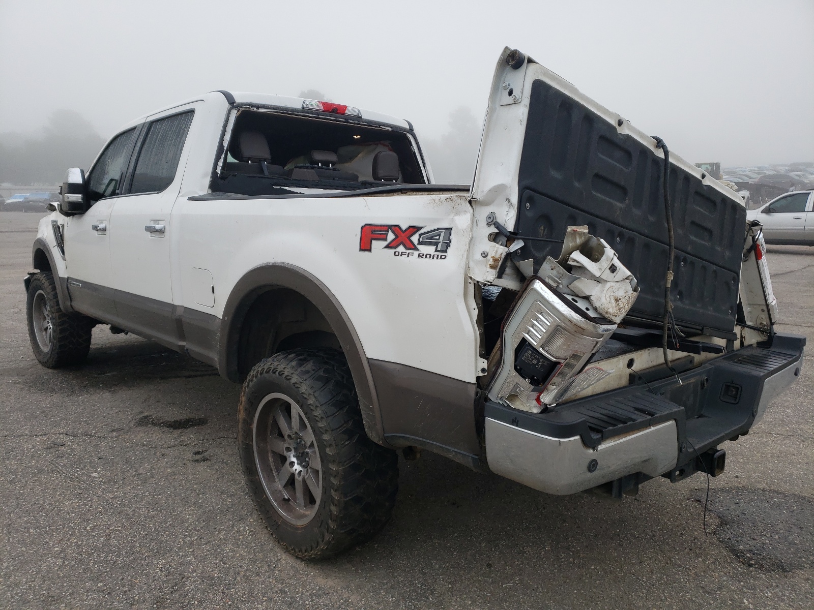 Photo 3 from auction – 2017 FORD F250 SUPER with VIN 1FT7W2BT9HEF05775