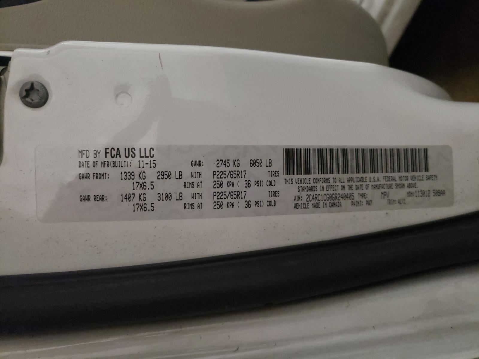 Photo 10 from auction – 2016 CHRYSLER TOWN & COU with VIN 2C4RC1CG0GR240405