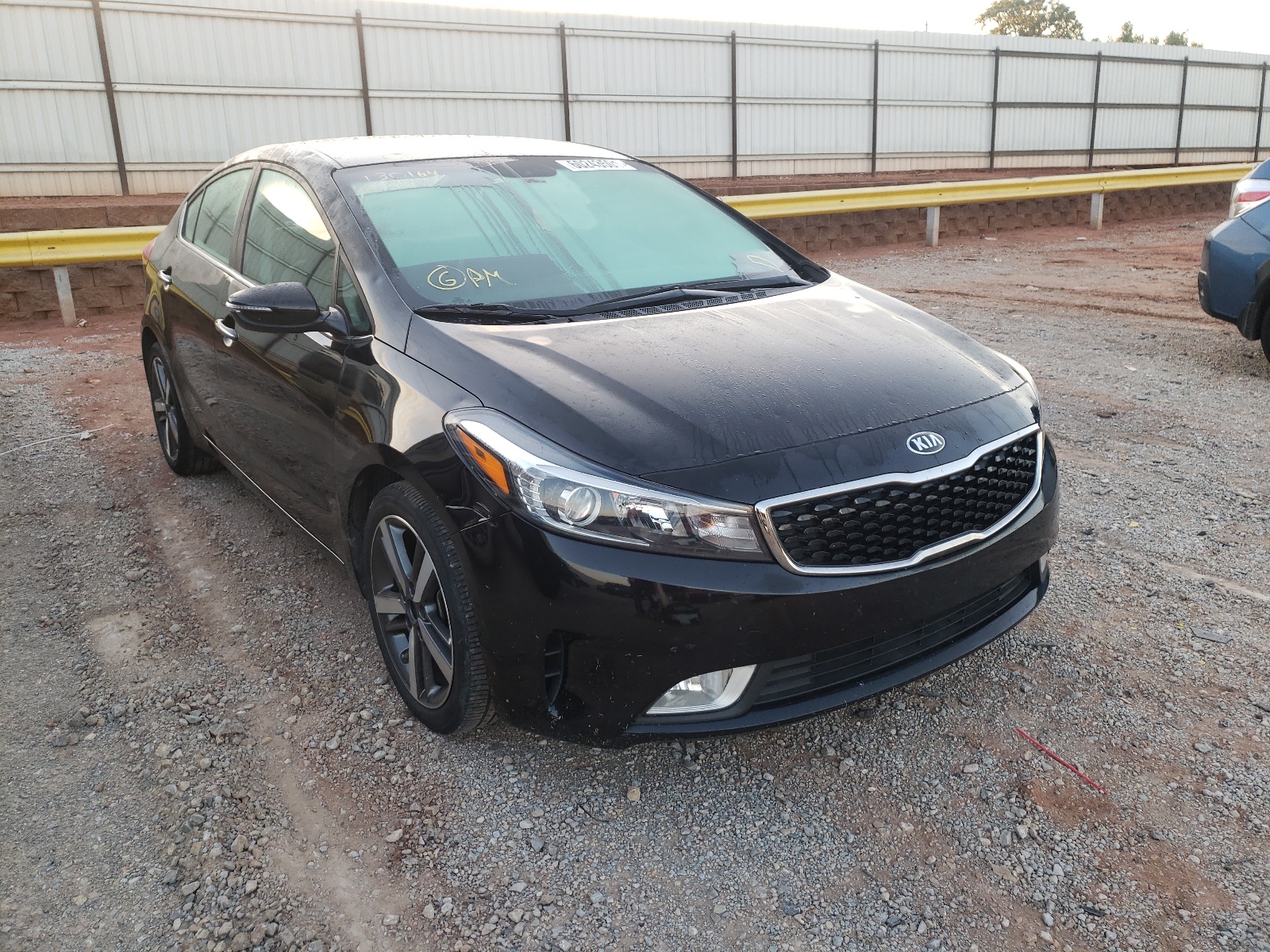 KIA FORTE EX 2017 с VIN 3KPFL4A89HE130164 - Фото с аукциона