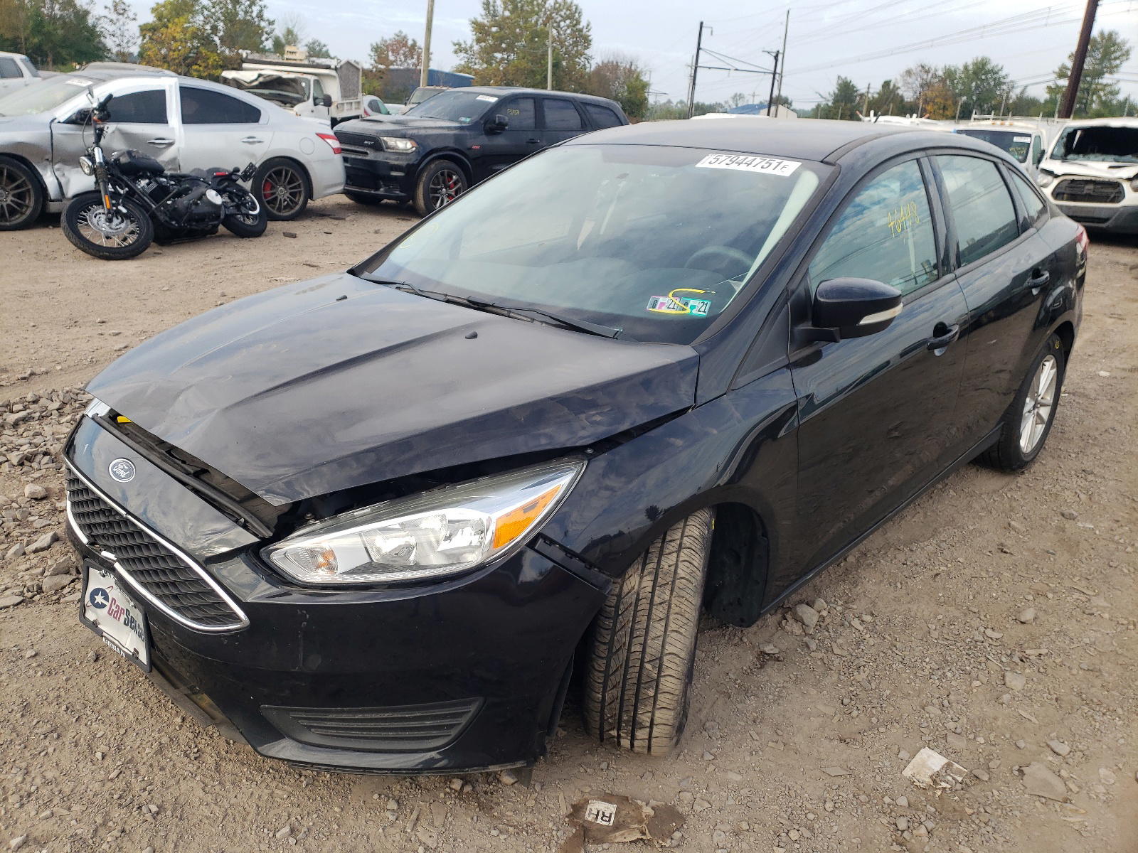 Photo 2 from auction – 2016 FORD FOCUS SE with VIN 1FADP3F26GL266872
