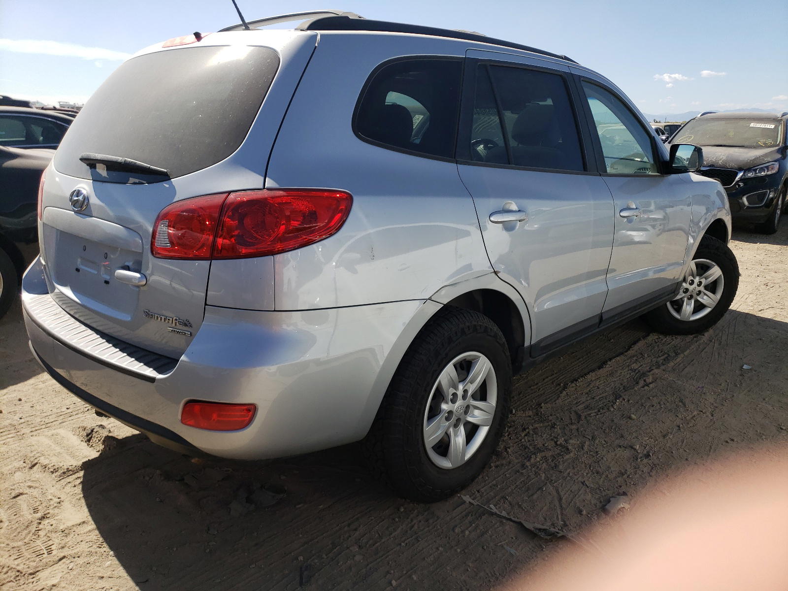 Photo 4 from auction – 2009 HYUNDAI SANTA FE G with VIN 5NMSG73D89H286480