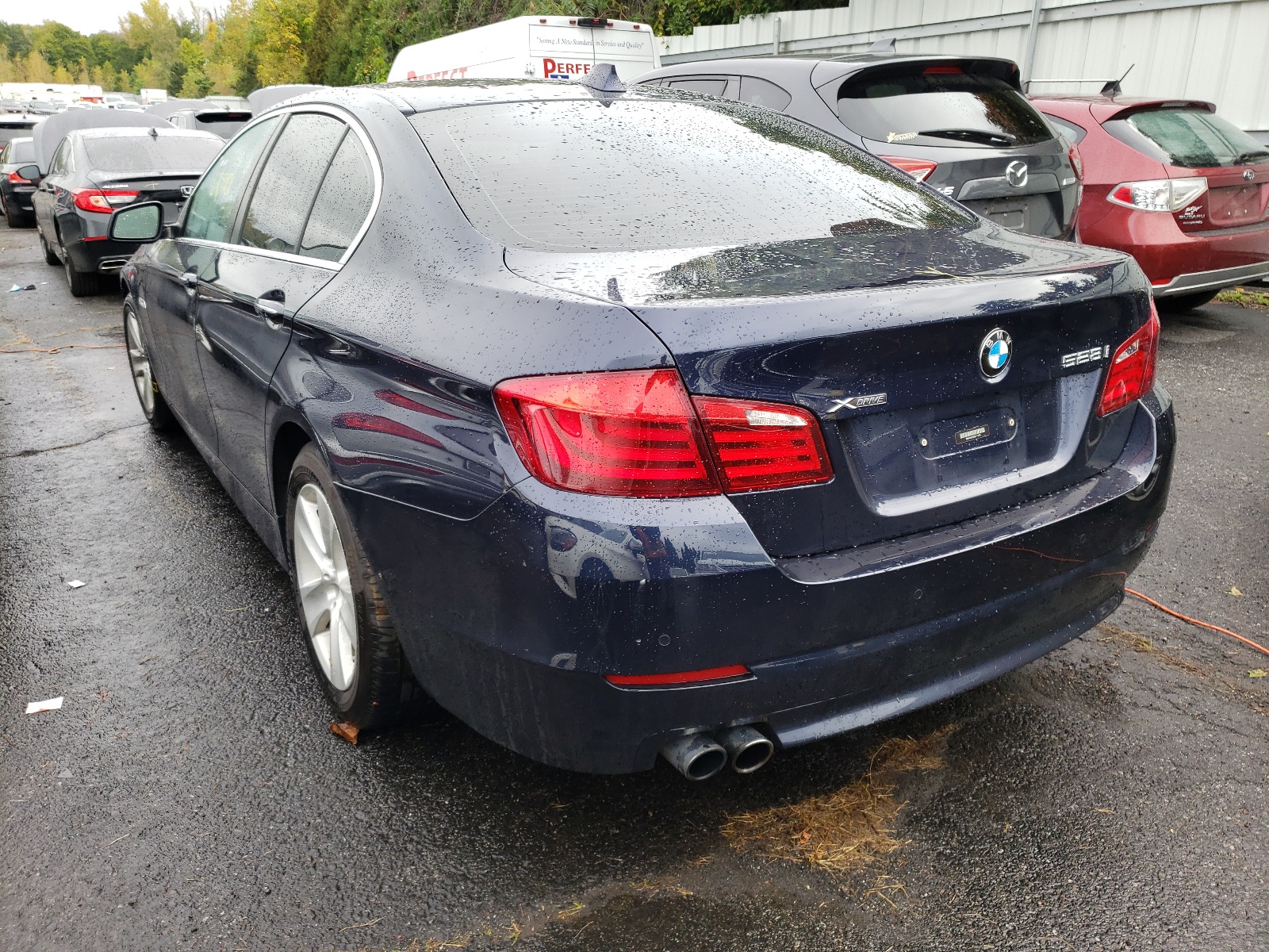 Photo 3 from auction – 2013 BMW 528 XI with VIN WBAXH5C56DD111076