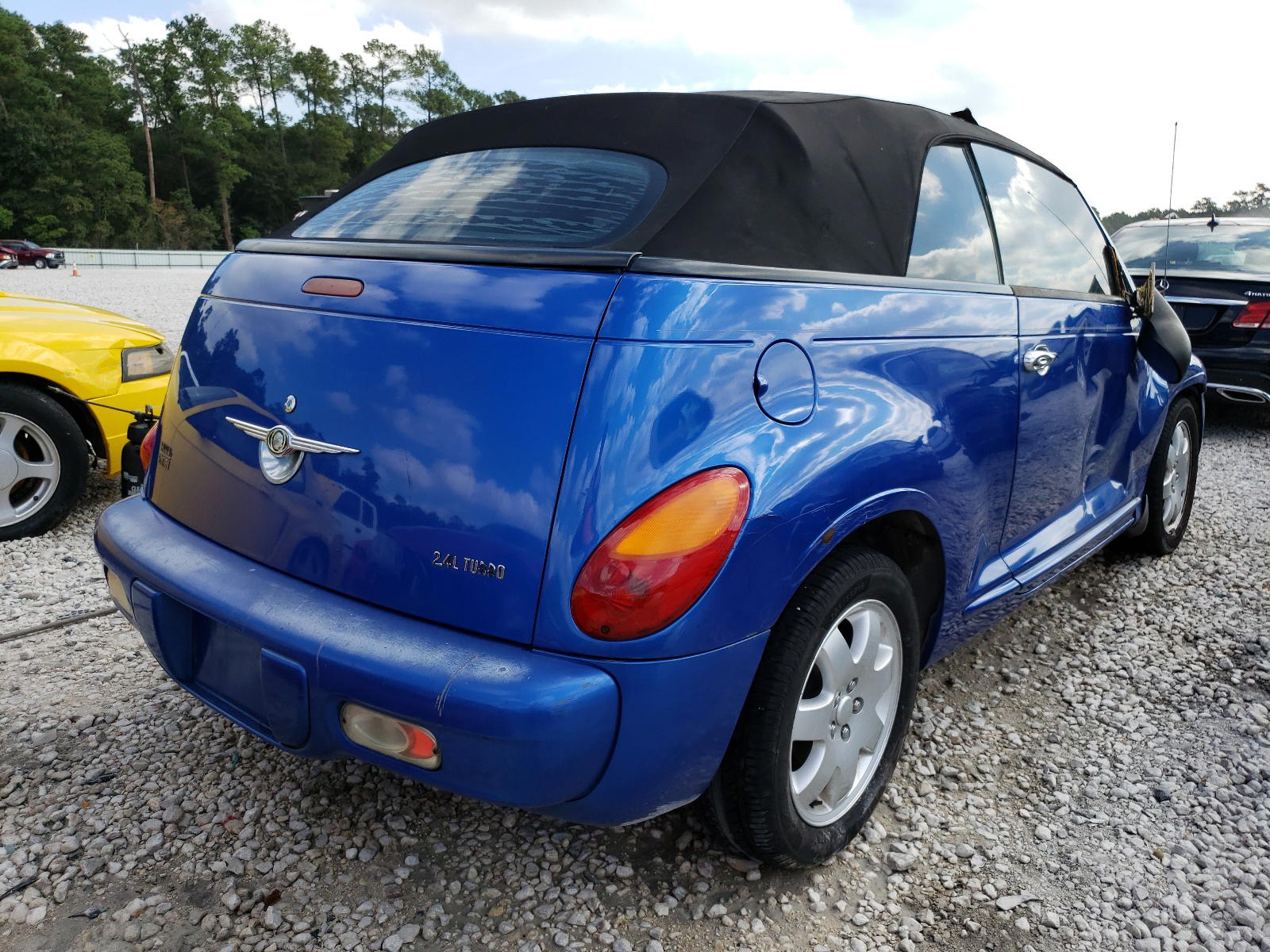Photo 4 from auction – 2005 CHRYSLER PT CRUISER with VIN 3C3EY55E65T502882