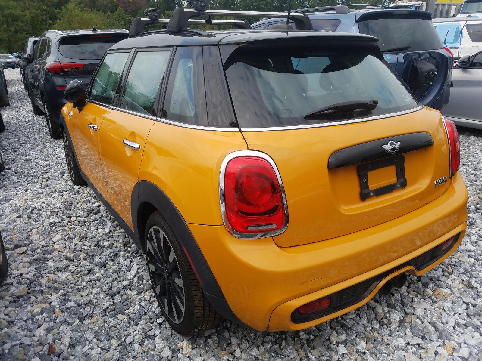 Photo 3 from auction – 2015 MINI COOPER S with VIN WMWXU3C58F2B58143