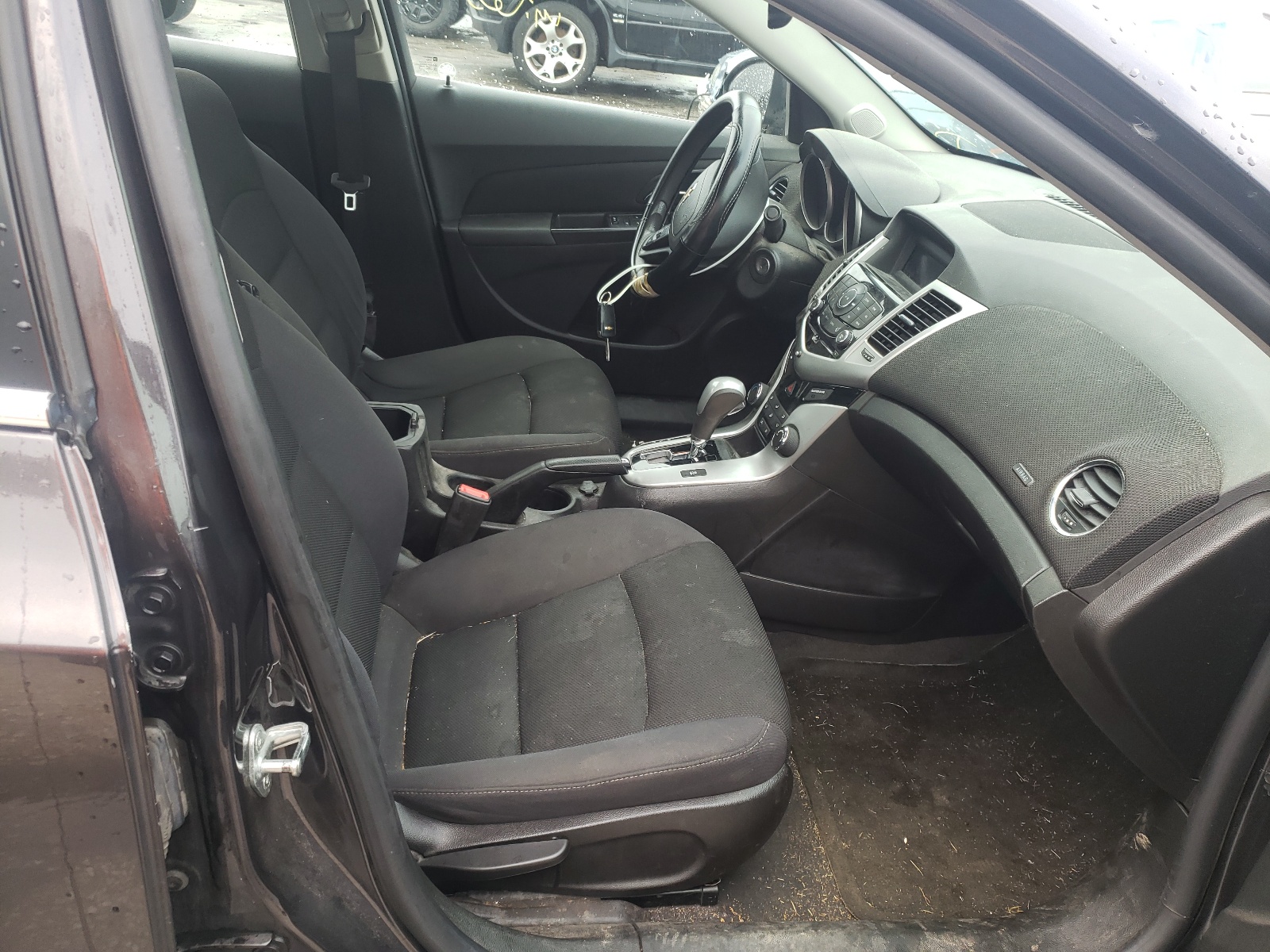 Photo 5 from auction – 2015 CHEVROLET CRUZE LT with VIN 1G1PC5SB4F7290995