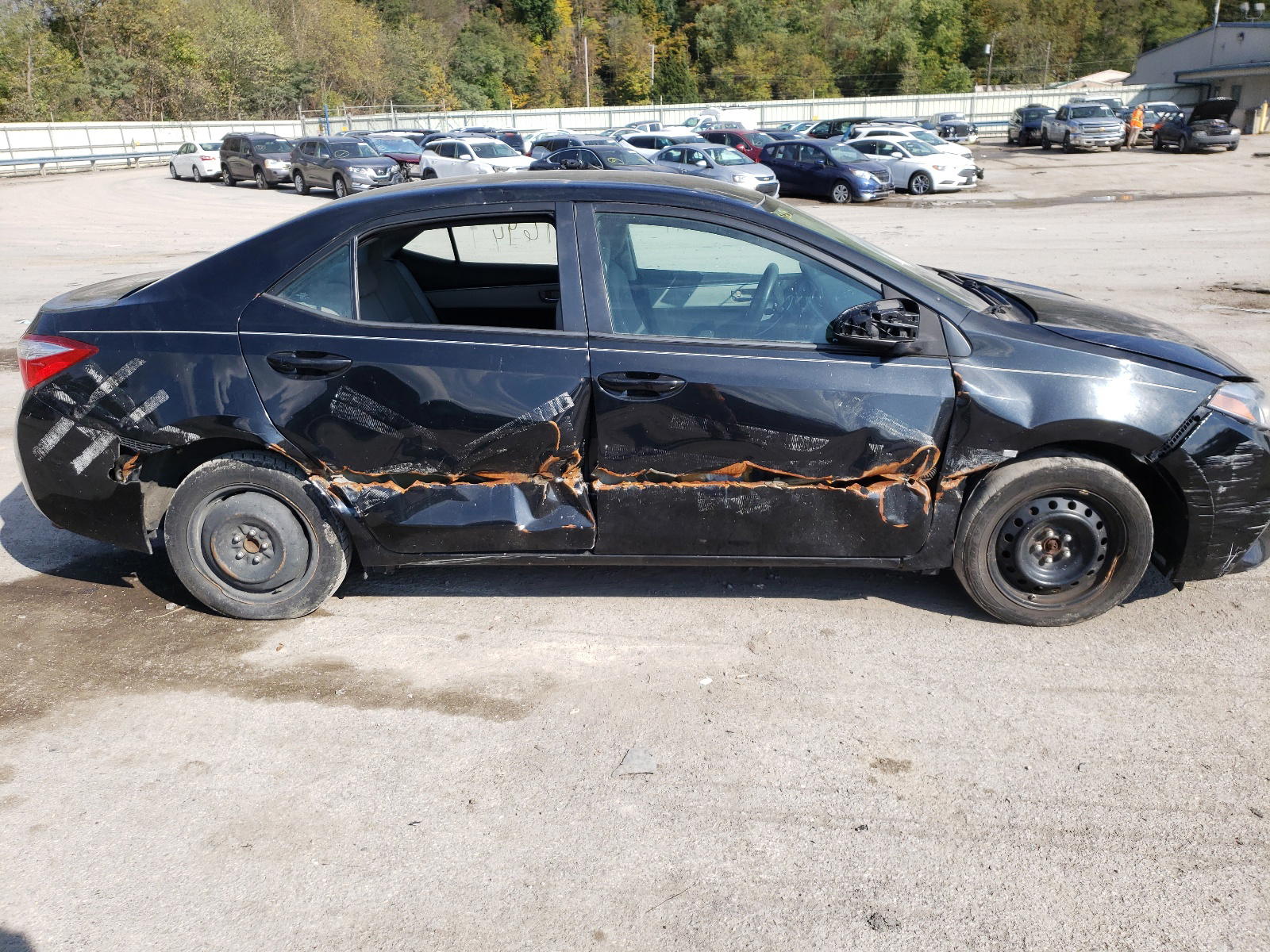 Photo 9 from auction – 2014 TOYOTA COROLLA L with VIN 2T1BURHE0EC075411