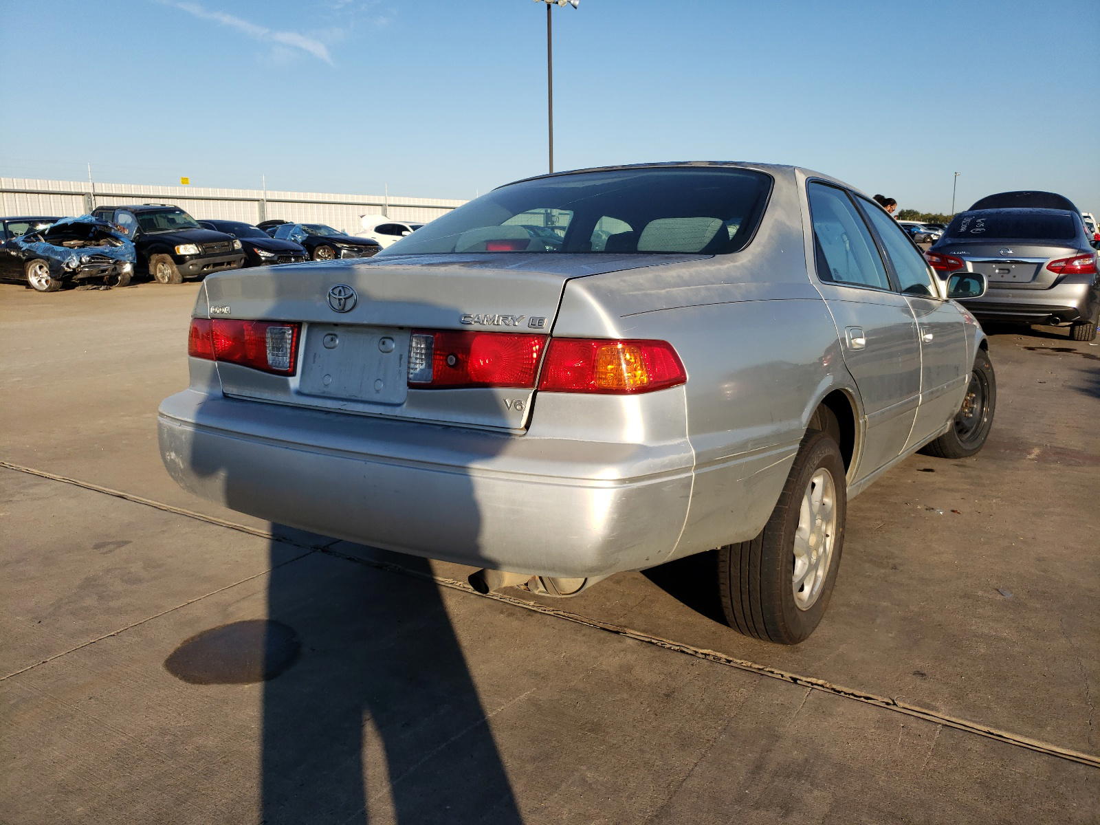 Photo 4 from auction – 2000 TOYOTA CAMRY CE with VIN JT2BF22K6Y0251420