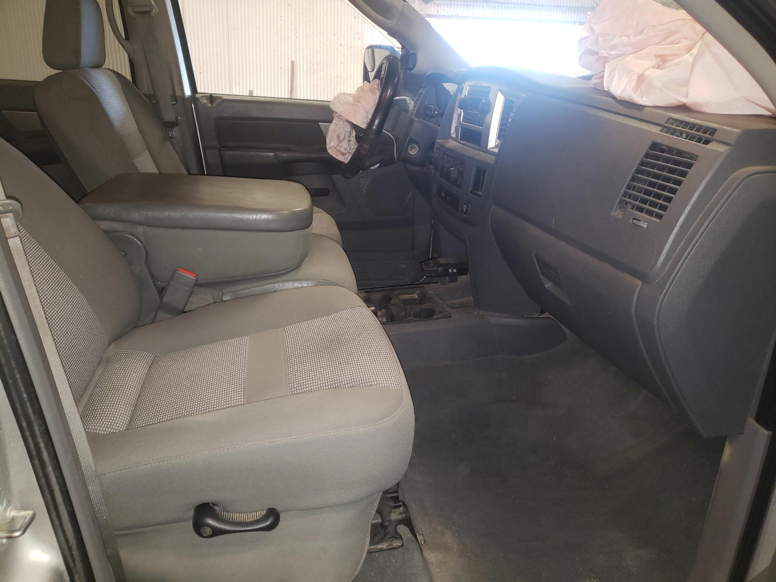 Photo 5 from auction – 2008 DODGE RAM 3500 with VIN 3D7MX49A98G242993
