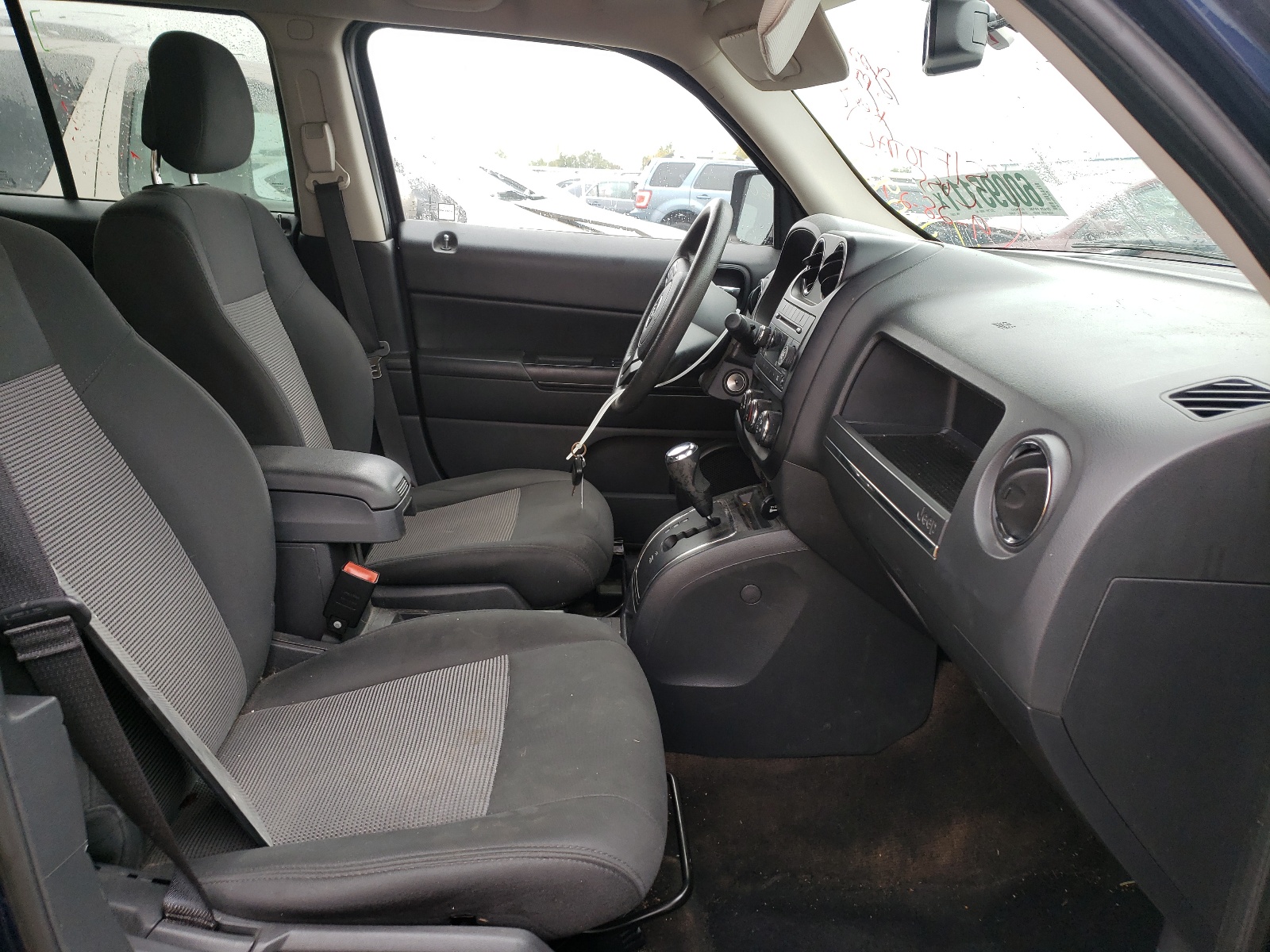 Photo 5 from auction – 2014 JEEP PATRIOT SP with VIN 1C4NJPBA2ED723057