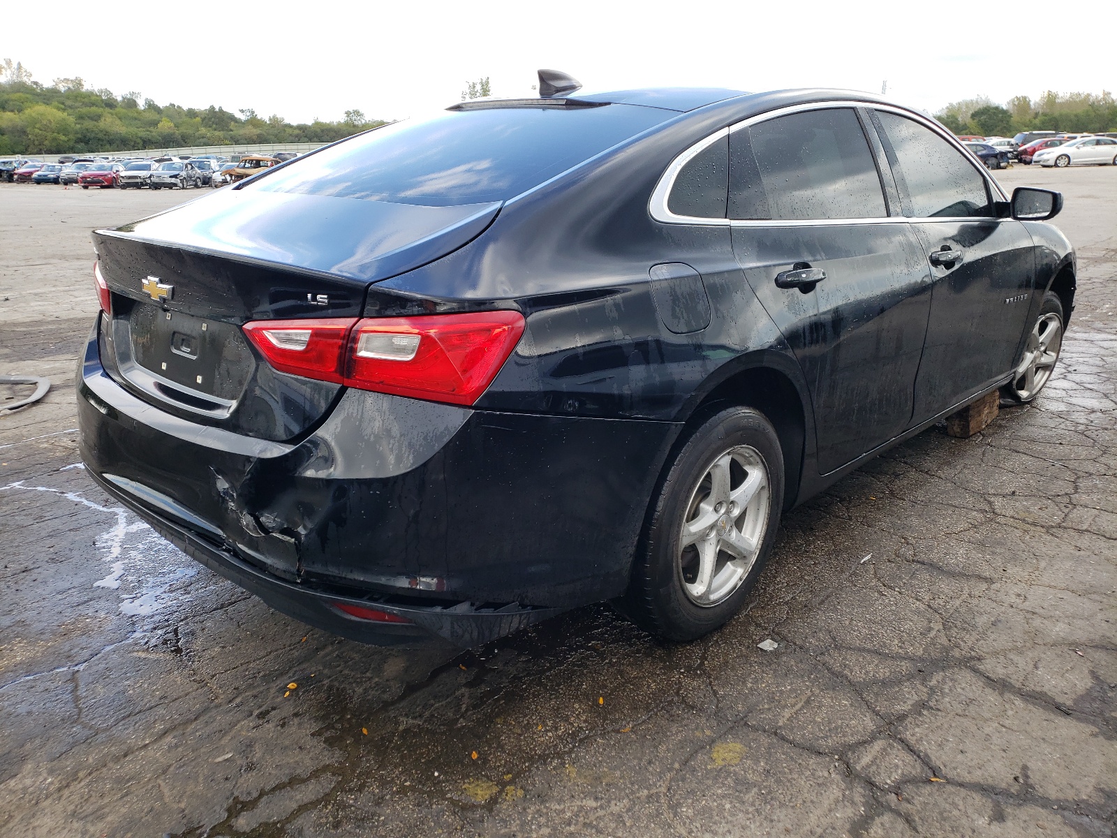 Photo 4 from auction – 2016 CHEVROLET MALIBU LS with VIN 1G1ZB5ST5GF279953