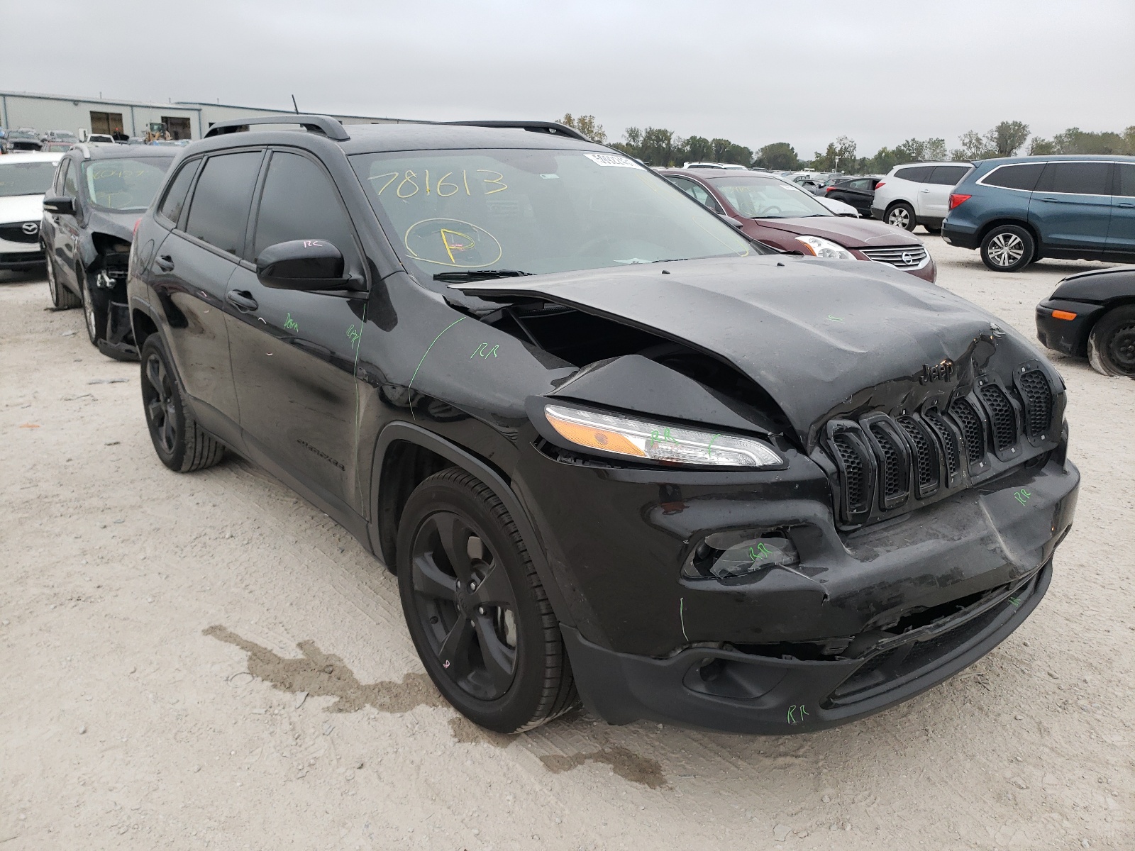 JEEP CHEROKEE L 2015 with VIN 1C4PJLCS1FW781613 - Photo from auction