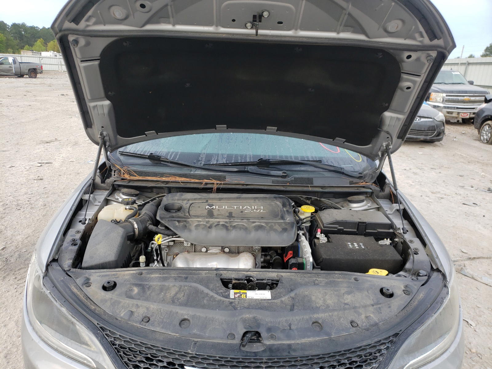 Photo 7 from auction – 2015 CHRYSLER 200 S with VIN 1C3CCCBB1FN743934