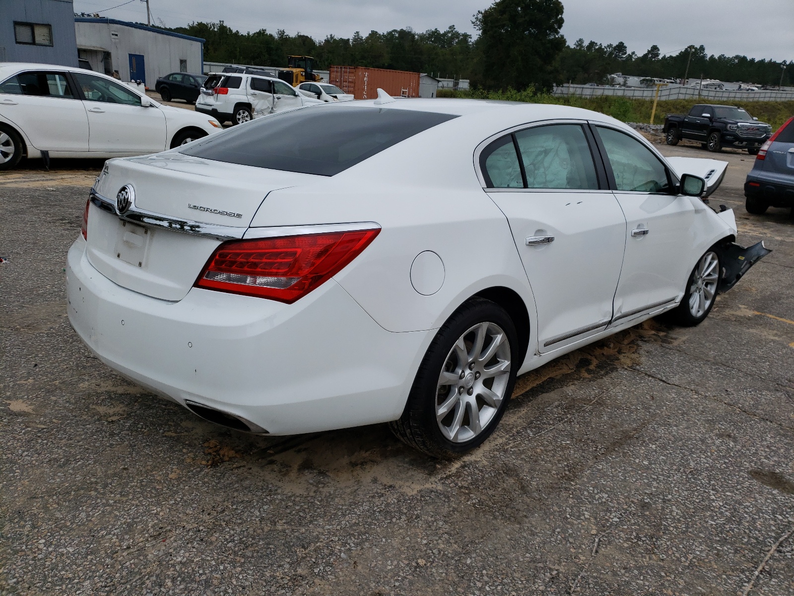 Photo 4 from auction – 2014 BUICK LACROSSE with VIN 1G4GB5G36EF230325