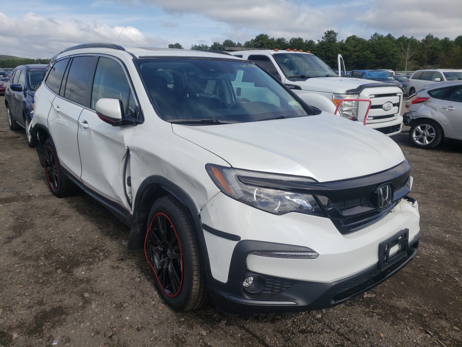 Photo 1 from auction – 2021 HONDA PILOT SE with VIN 5FNYF6H27MB102722
