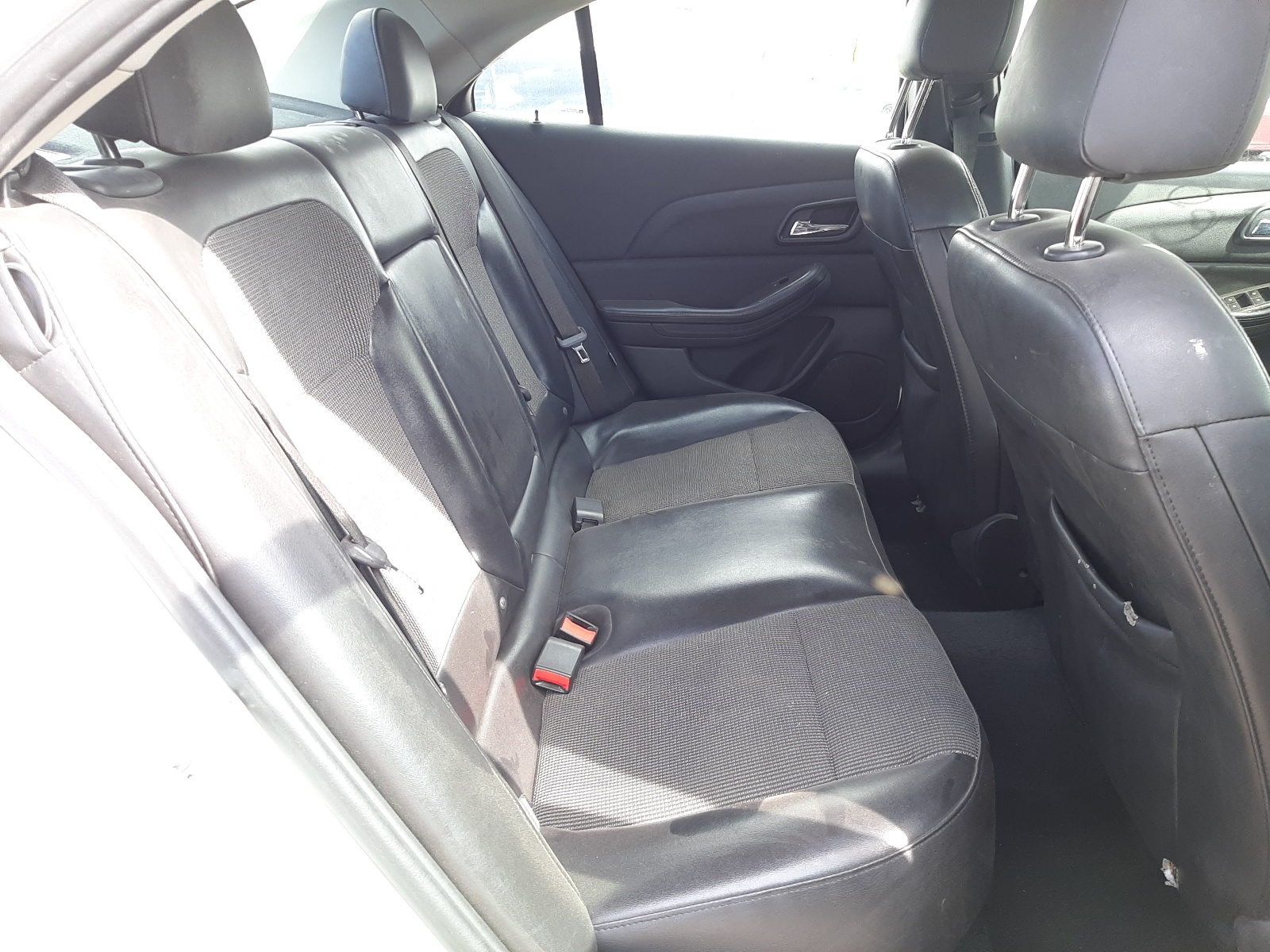 Photo 6 from auction – 2014 CHEVROLET MALIBU 2LT with VIN 1G11E5SLAEF281548