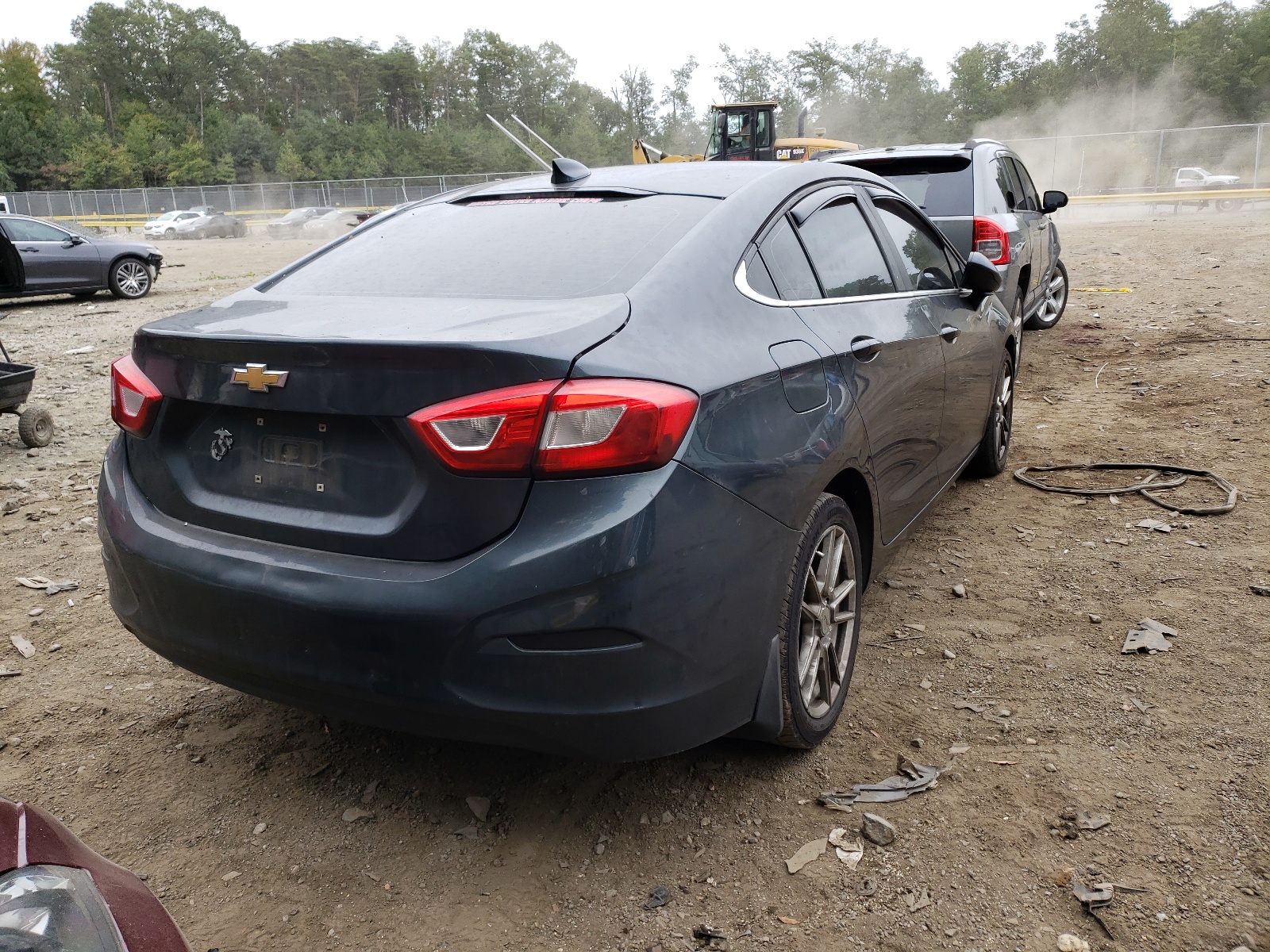 Photo 4 from auction – 2017 CHEVROLET CRUZE LT with VIN 1G1BE5SM8H7142437