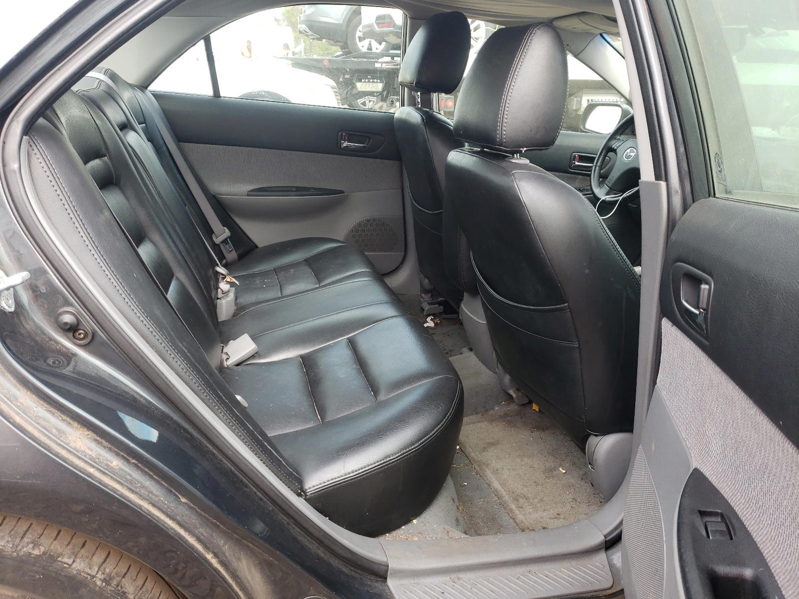 Photo 6 from auction – 2005 MAZDA 6 I with VIN 1YVFP80C155M60075